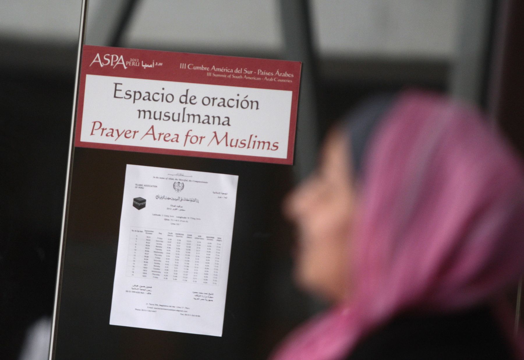 LIMA, PERU - SETIEMBRE 30 Espacio de Oración Musulmana en la III Cumbre América del Sur - Países Árabes  Aspa.Foto: ANDINA/Carlos Lezama.