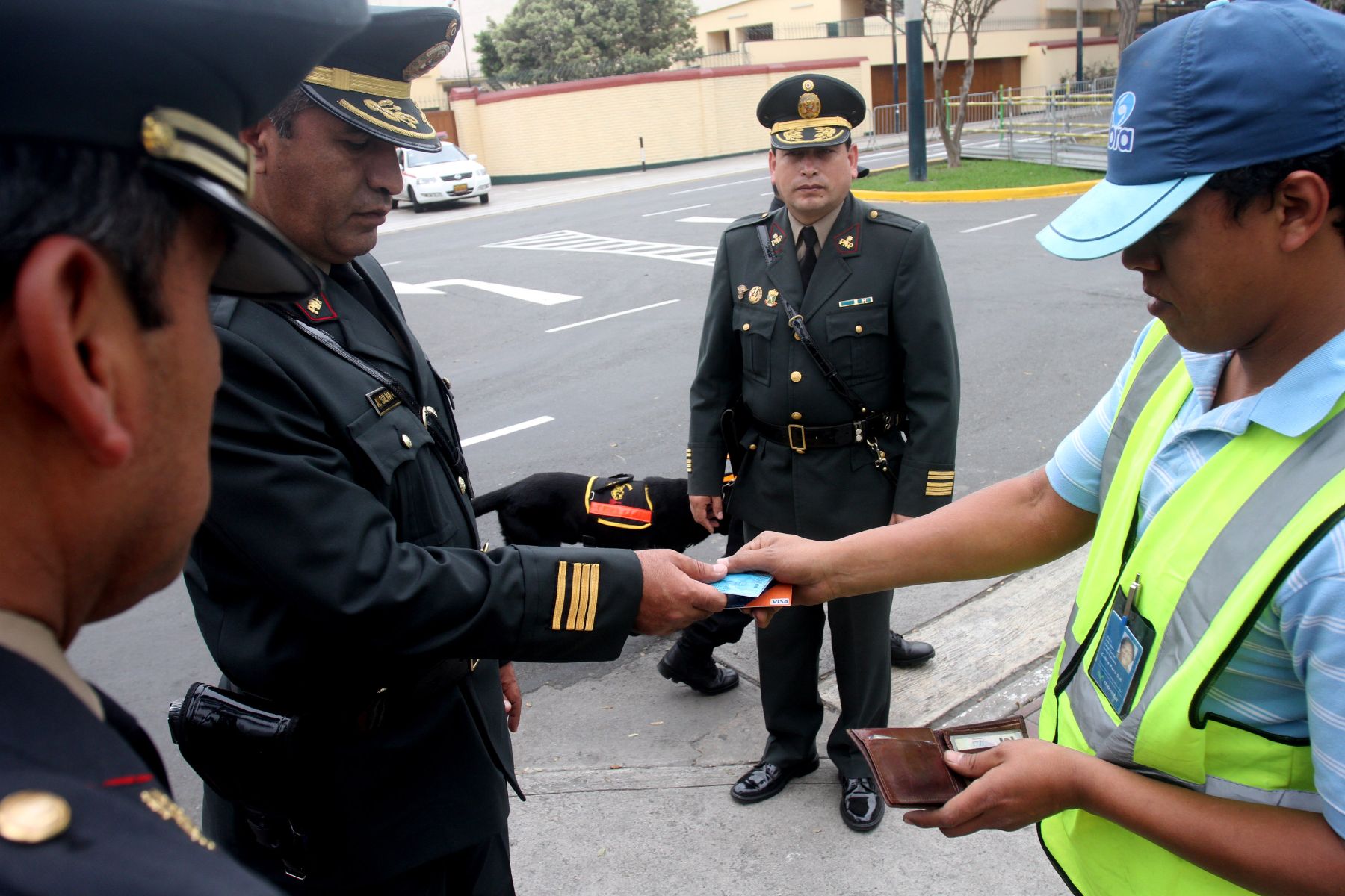 LIMA, PERU - SETIEMBRE 30. Medidas de seguridad por III Cumbre de America del Sur y Paises Arabes ASPA. Foto: ANDINA/Marco del Río