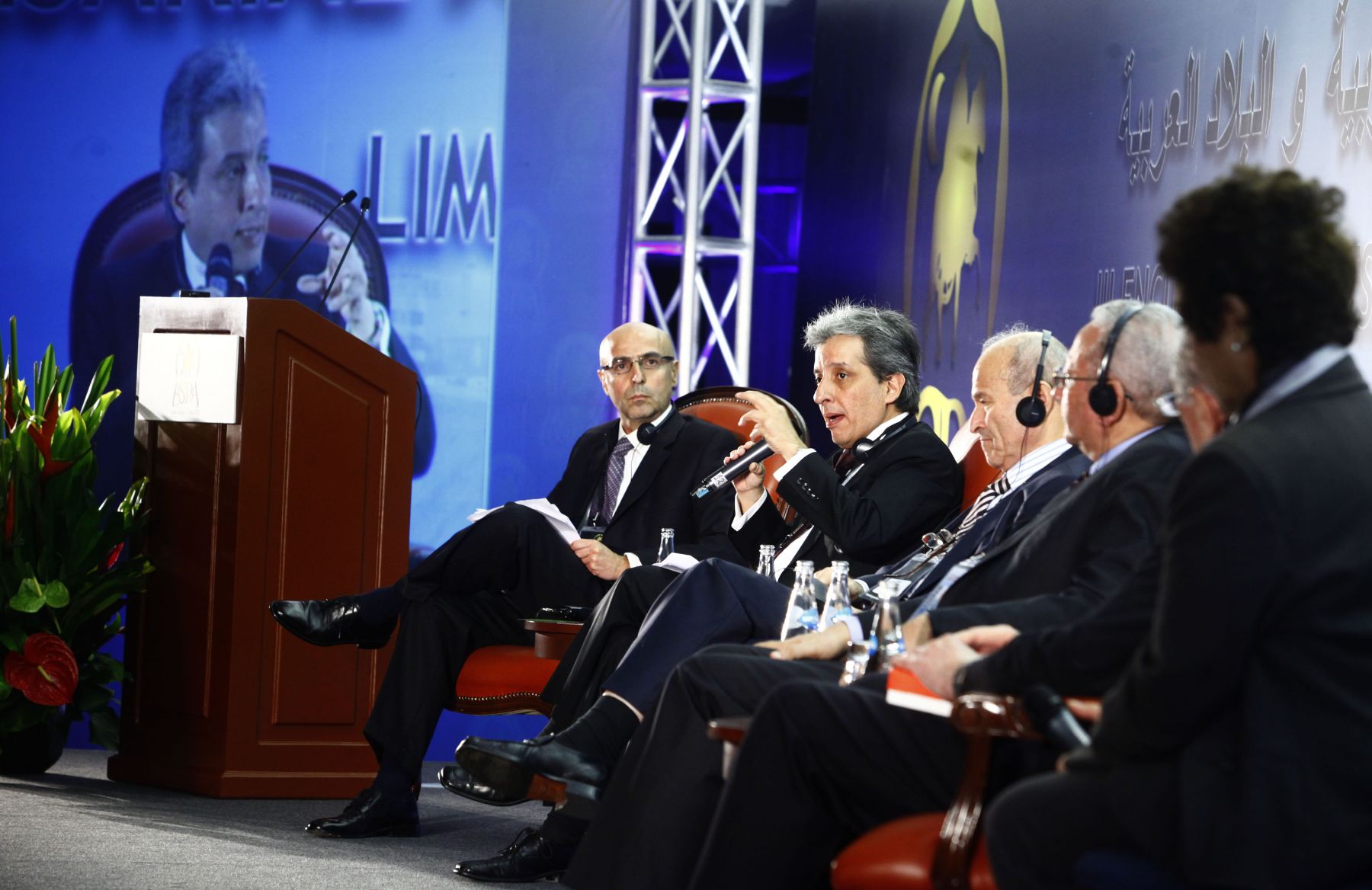 LIMA, PERÚ – OCTUBRE 1. Ministro Manuel Pulgar Vidal expone "Sobre más allá de los recursos naturales" en el III encuentro Empresarial América del Sur y Países Arabes-ASPA.Foto: ANDINA/archivo.
