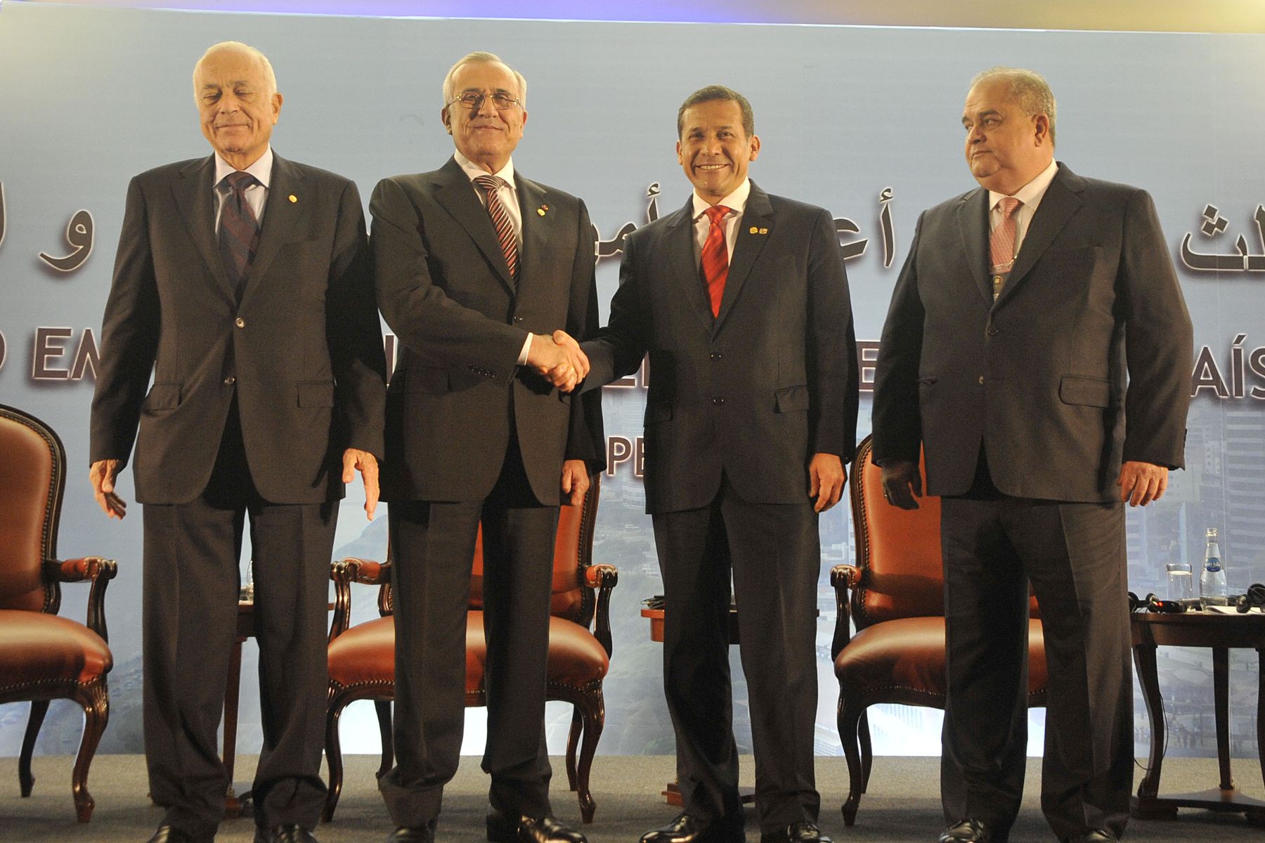 LIMA, PERÚ – OCTUBRE 1. Presidente Ollanta Humala inauguró el Tercer Encuentro Empresarial América del Sur y Países Árabes desarrollado en el Swissotel en el marco de la Tercera Cumbre ASPA. .Foto: ANDINA/Prensa Presidencia