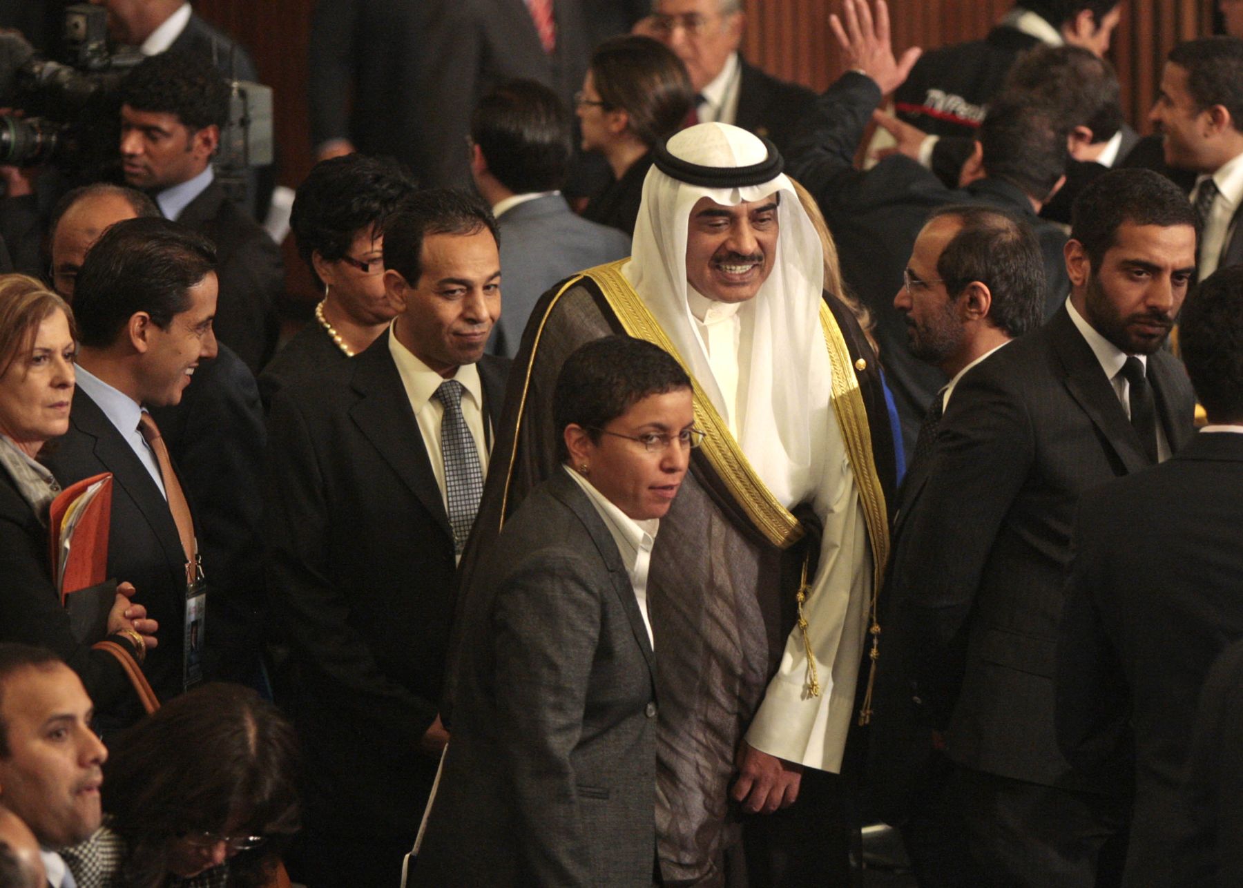 LIMA, PERU - OCTUBRE 1. Ministro de Relaciones Exteriores de Kuwait Jeque Sabah Al Khalid Al Hamad Al Sabah en inauguracion de  Reunion de Cancilleres durante la III Cumbre de America del Sur y Paises Arabes ASPA. Foto: ANDINA/Carlos Lezama