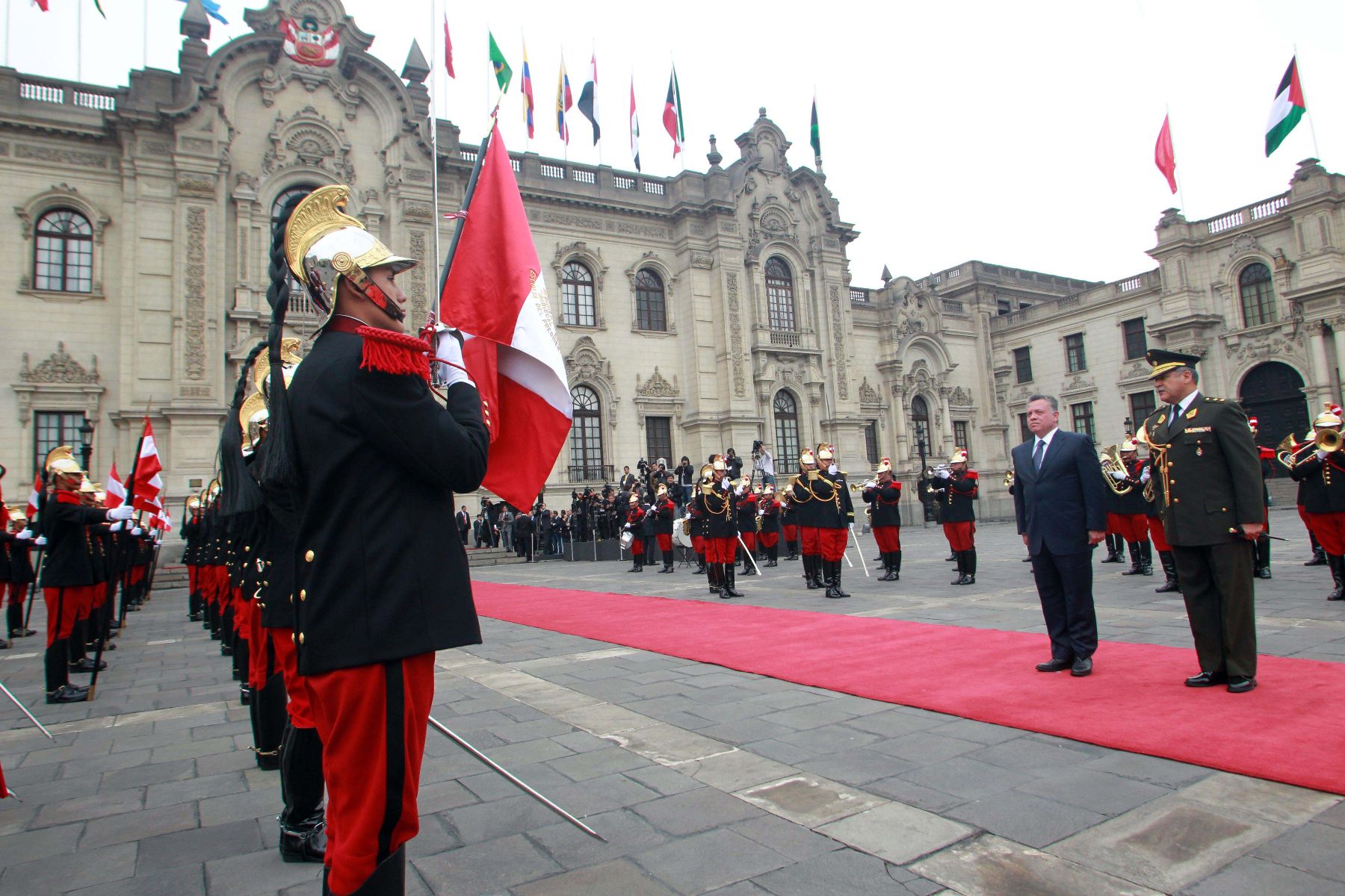 LIMA, PERU - OCTUBRE 01. Presidente Ollanta Humala, en reuniòn bilateral con el Rey de Jordania Abdullah Bin Alhussein; en el marco de la  III Cumbre de los Países de América del Sur y los Países Árabes (ASPA)
Foto Andina/Prensa Presidencia