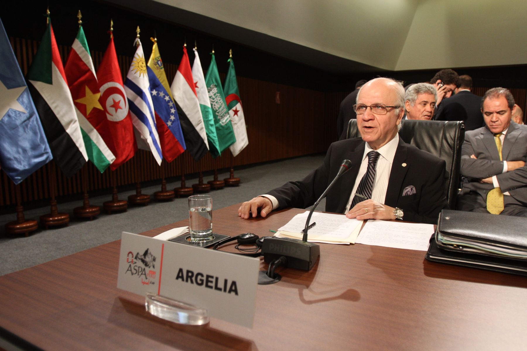 LIMA, PERU - OCTUBRE 01. Canciller de Argelia Murad Medelsi durante la Reunion de Cancilleres en la III Cumbre de America del Sur y Paises Arabes ASPA. Foto: ANDINA/Marco del Río