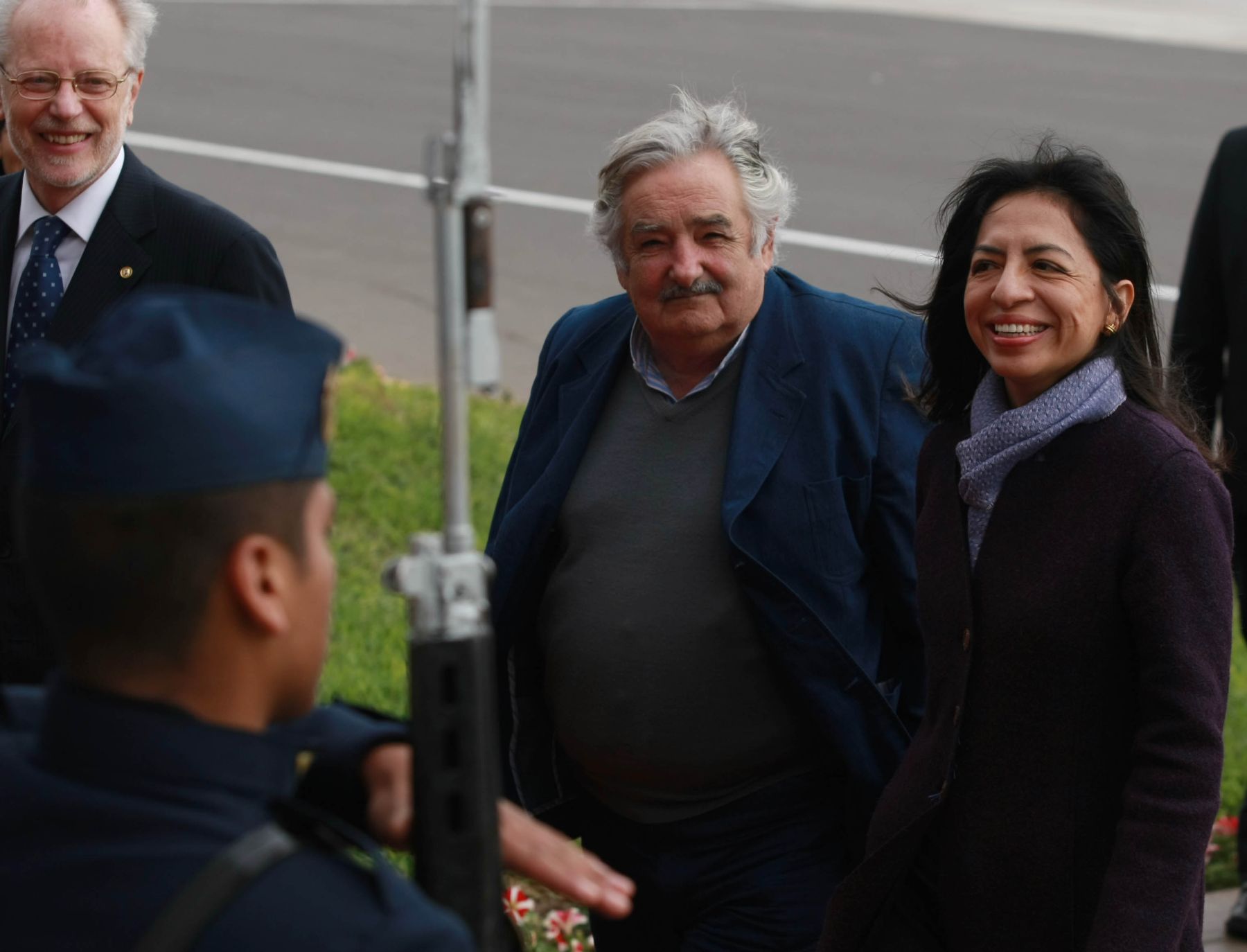 CALLAO, PERU - OCTUBRE 01.Llegada del presidente de Uruguay, José Mujica para participar en la III Cumbre de los Países de América del Sur y los Países Árabes (ASPA).Foto: ANDINA/Jack Ramón