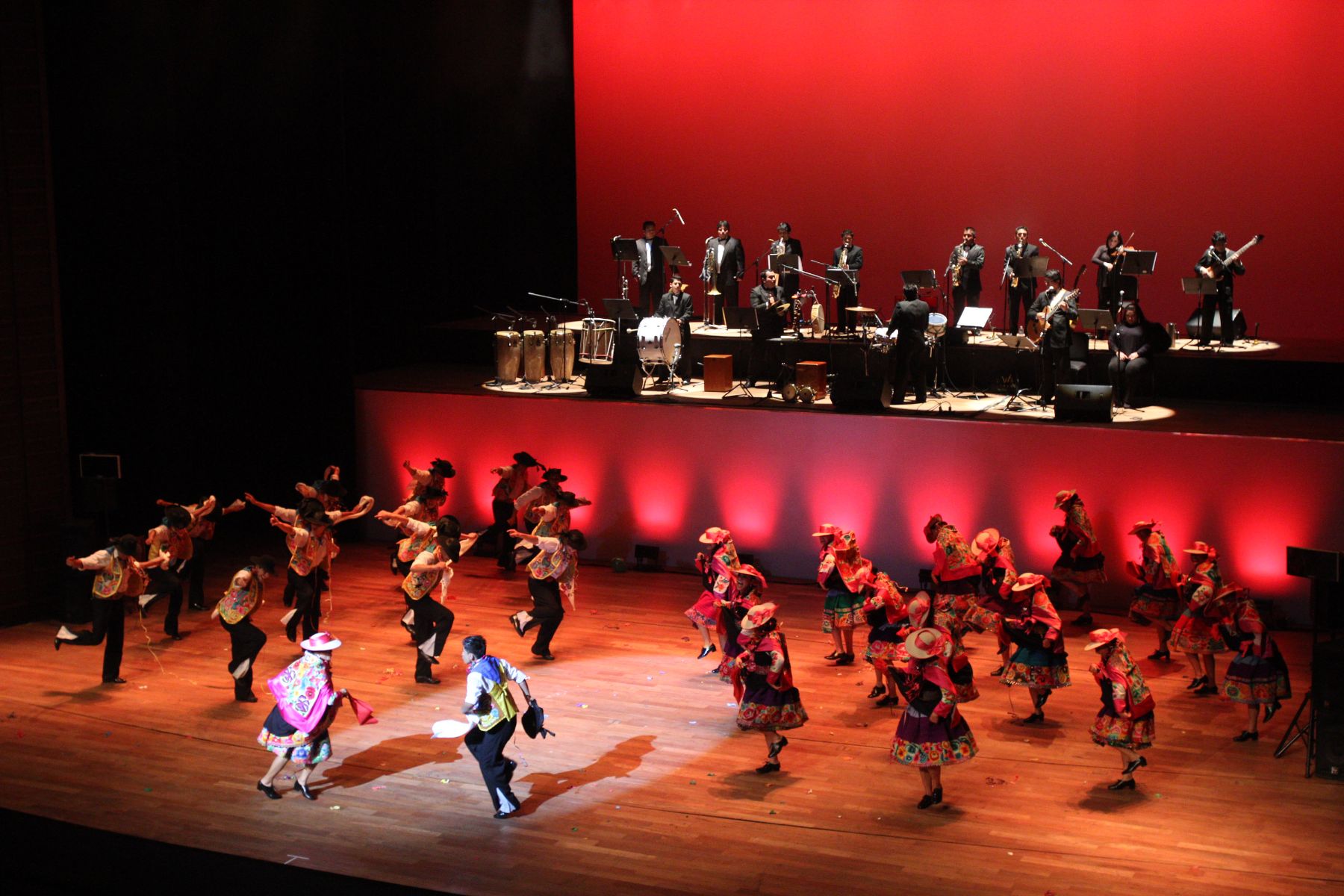 LIMA, PERU - OCTUBRE 01. Ceremonia Cultural en el Gran Teatro Nacional. Foto: ANDINA / Marco del Rio