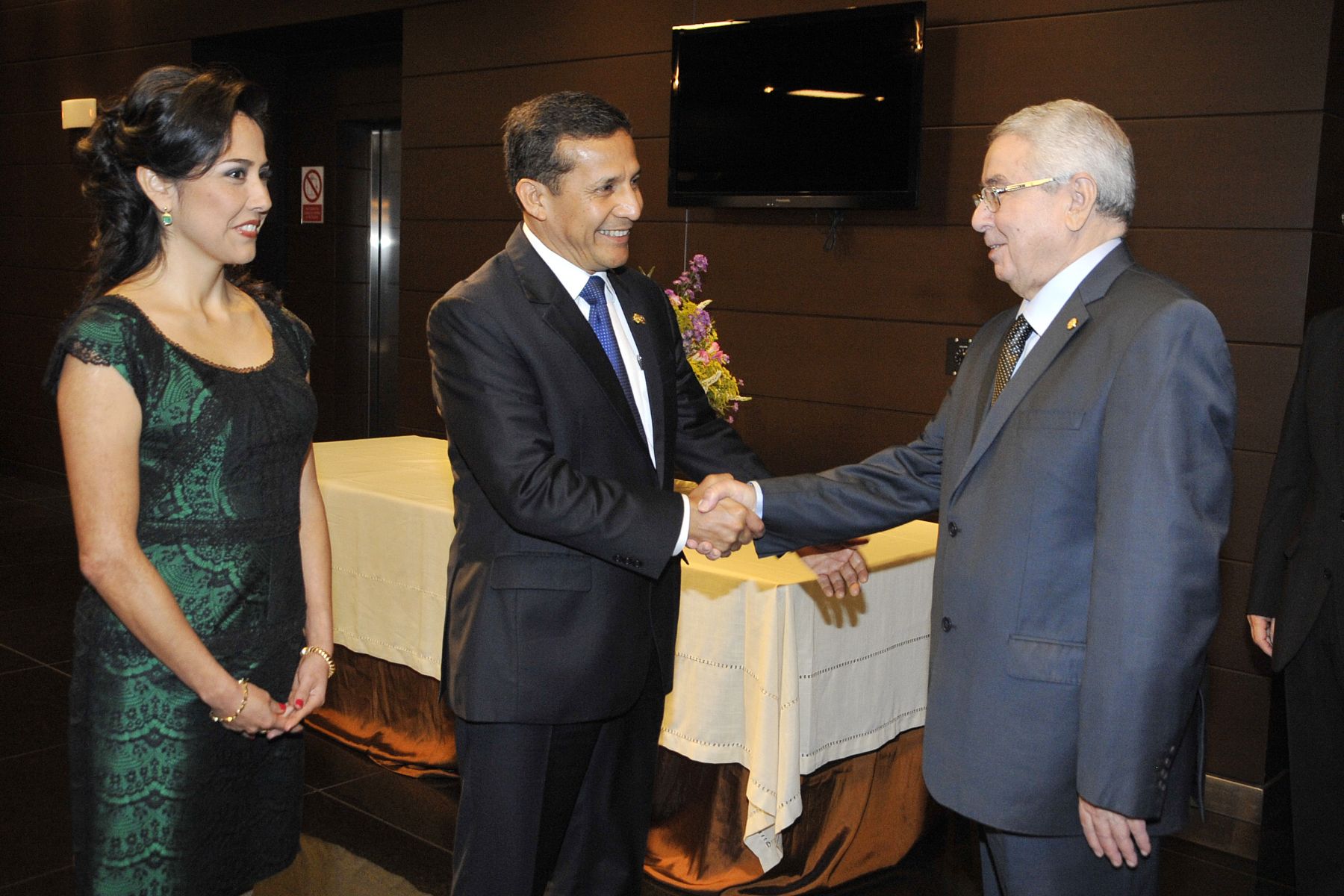 El Presidente de la República, Ollanta Humala Tasso, encabezó la actividad cultural ofrecida en el Gran Teatro Nacional a los Jefes de Estado, Jefes de Delegaciones y Ministros de Relaciones Exteriores e invitados que participan de la III Cumbre ASPA.
Foto: Andina/Prensa Presidencia