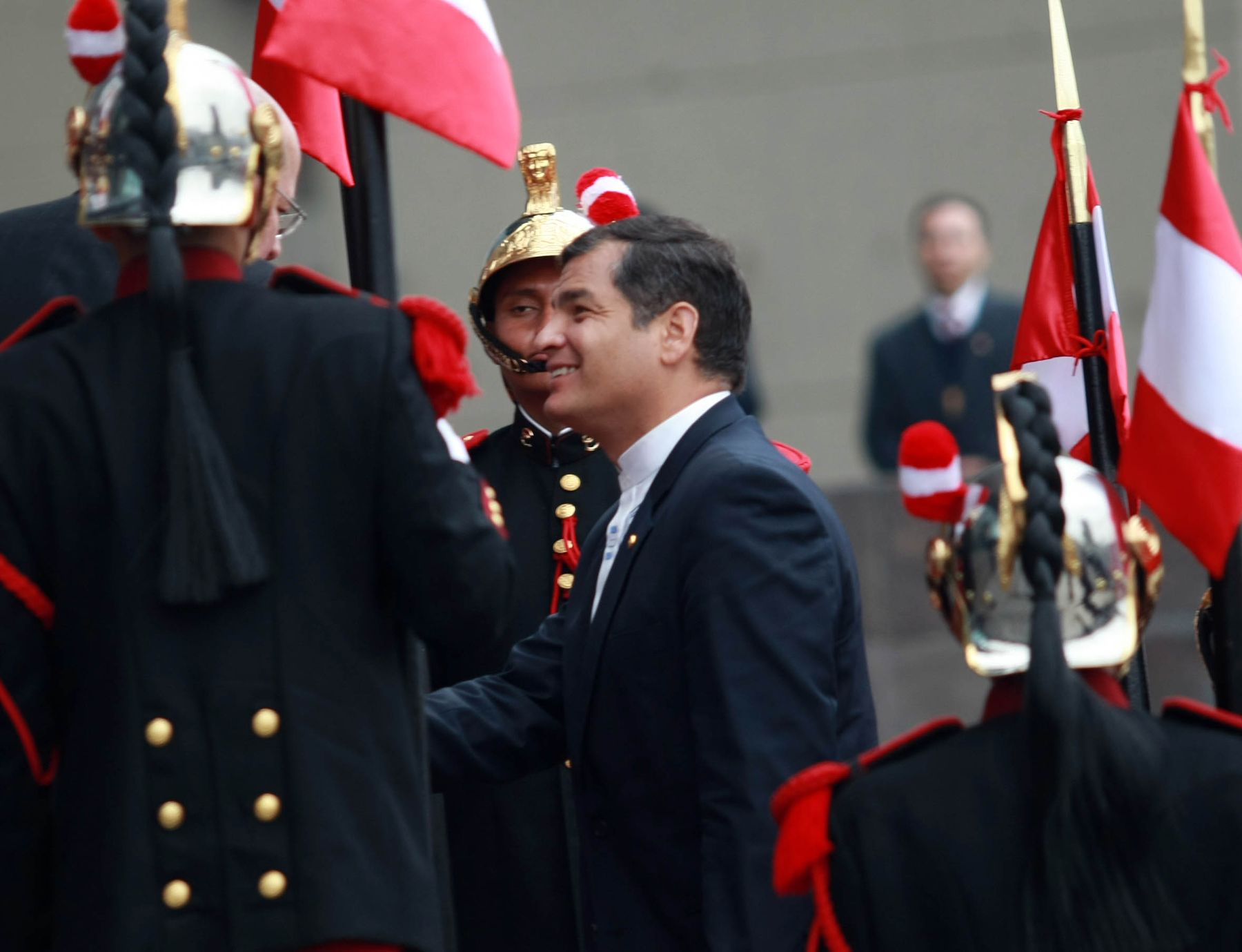 LIMA, PERU - OCTUBRE 02.Llegada del presidente del Ecuador,Rafael Correa para participar en la III Cumbre de los Países de América del Sur y los Países Árabes (ASPA).Foto: ANDINA/Jack Ramón