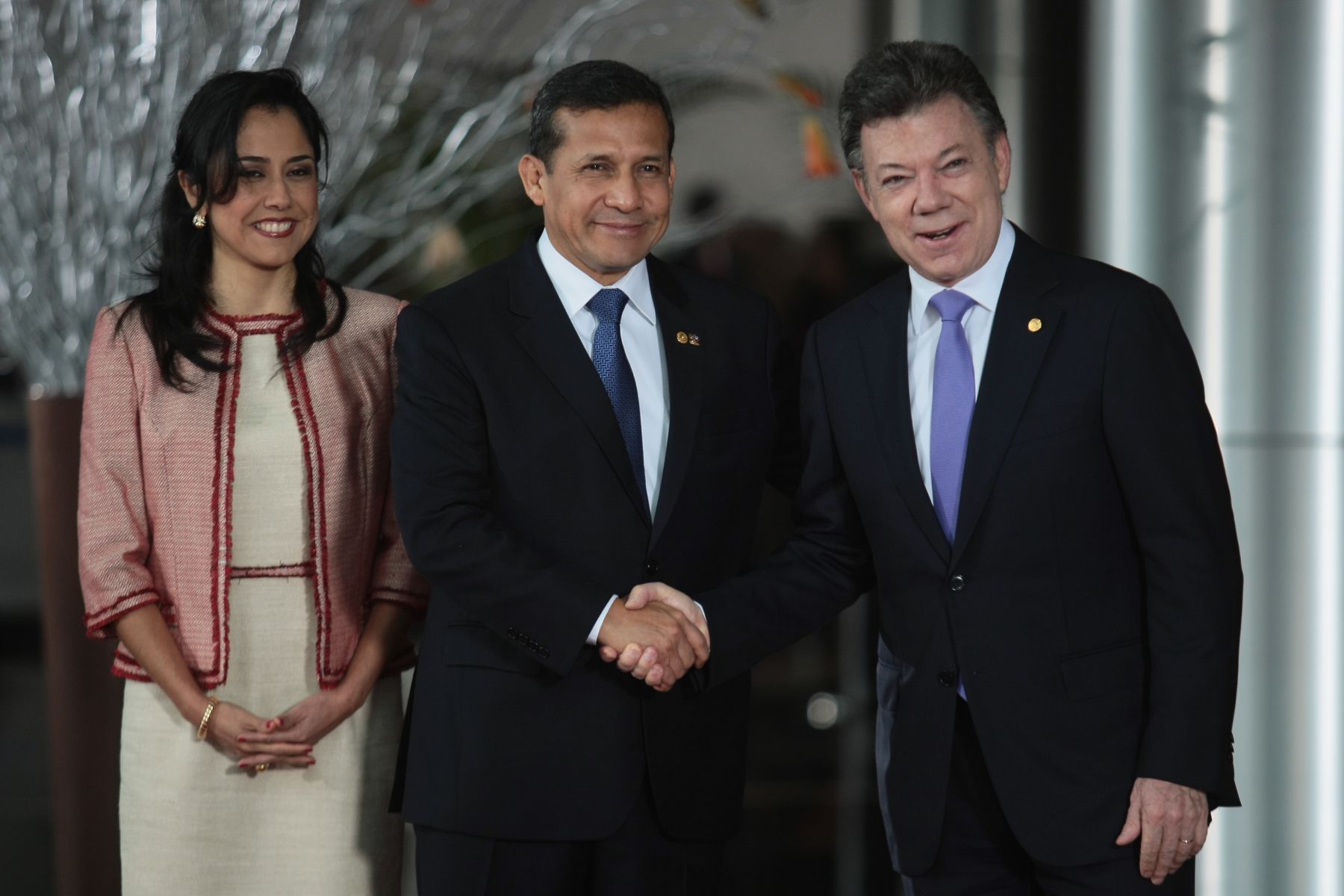 LIMA, PERU - OCTUBRE 02. El Presidente Ollanta Humala recibió su homólogo colombiano, Juan Manuel Santos en el marco de la cumbre ASPA.

Foto: ANDINA/Juan Carlos Guzmán Negrini.