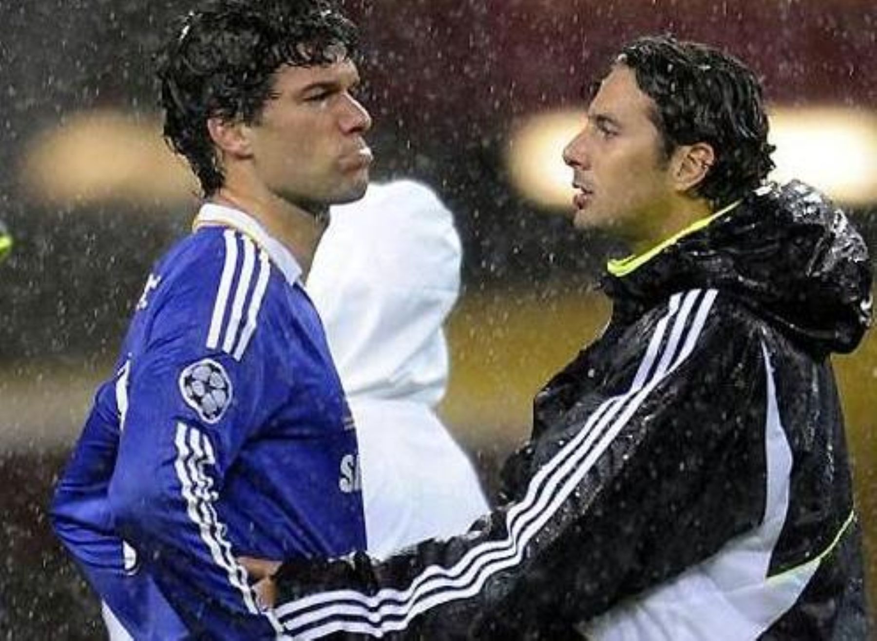 Michael Ballack y Claudio Pizarro cuando fueron compañeros en el Chelsea de Inglaterra. Foto: Sport1.de