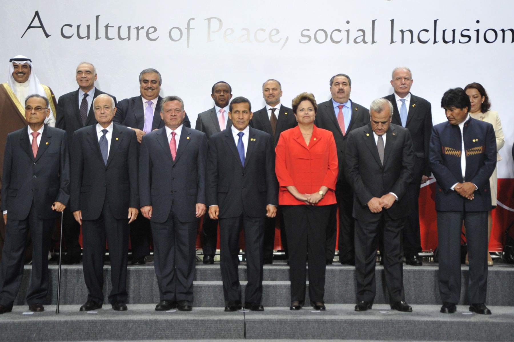 Fotografia Oficial de la de la III Cumbre de Jefes de Estado de America del Sur y Paises Arabes ASPA.
Foto:Andina/Prensa Presidencia