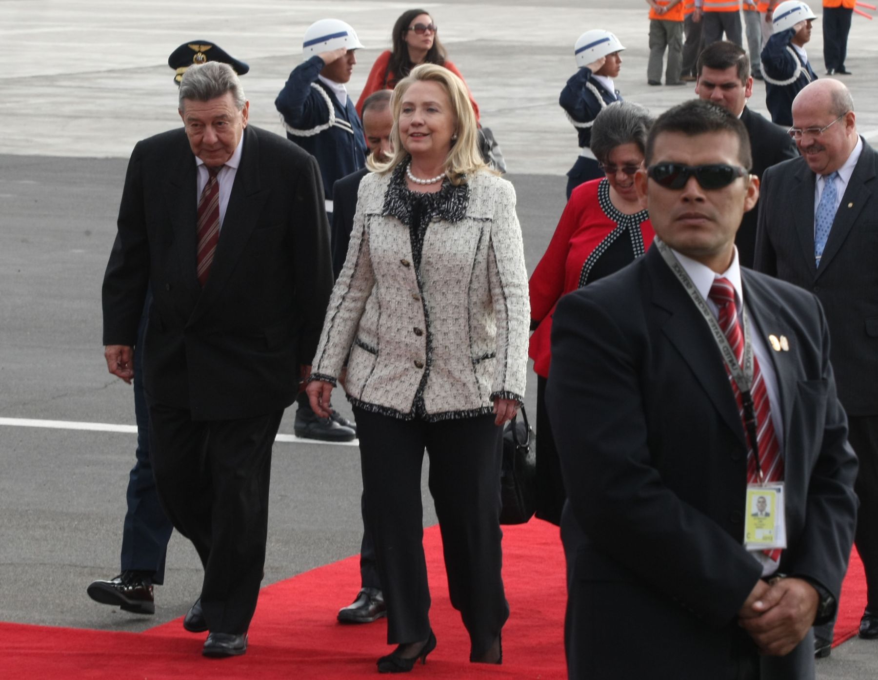 LIMA PERU 15 OCTUBRE La secretaria de Estado de Estados Unidos, Hillary Clinton, llegó a Lima en una visita oficial de dos días durante la cual se reunirá hoy con el presidente de Perú, Ollanta Humala, y participará mañana en la Semana de la Inclusión Social.Foto: ANDINA/Vidal Tarqui