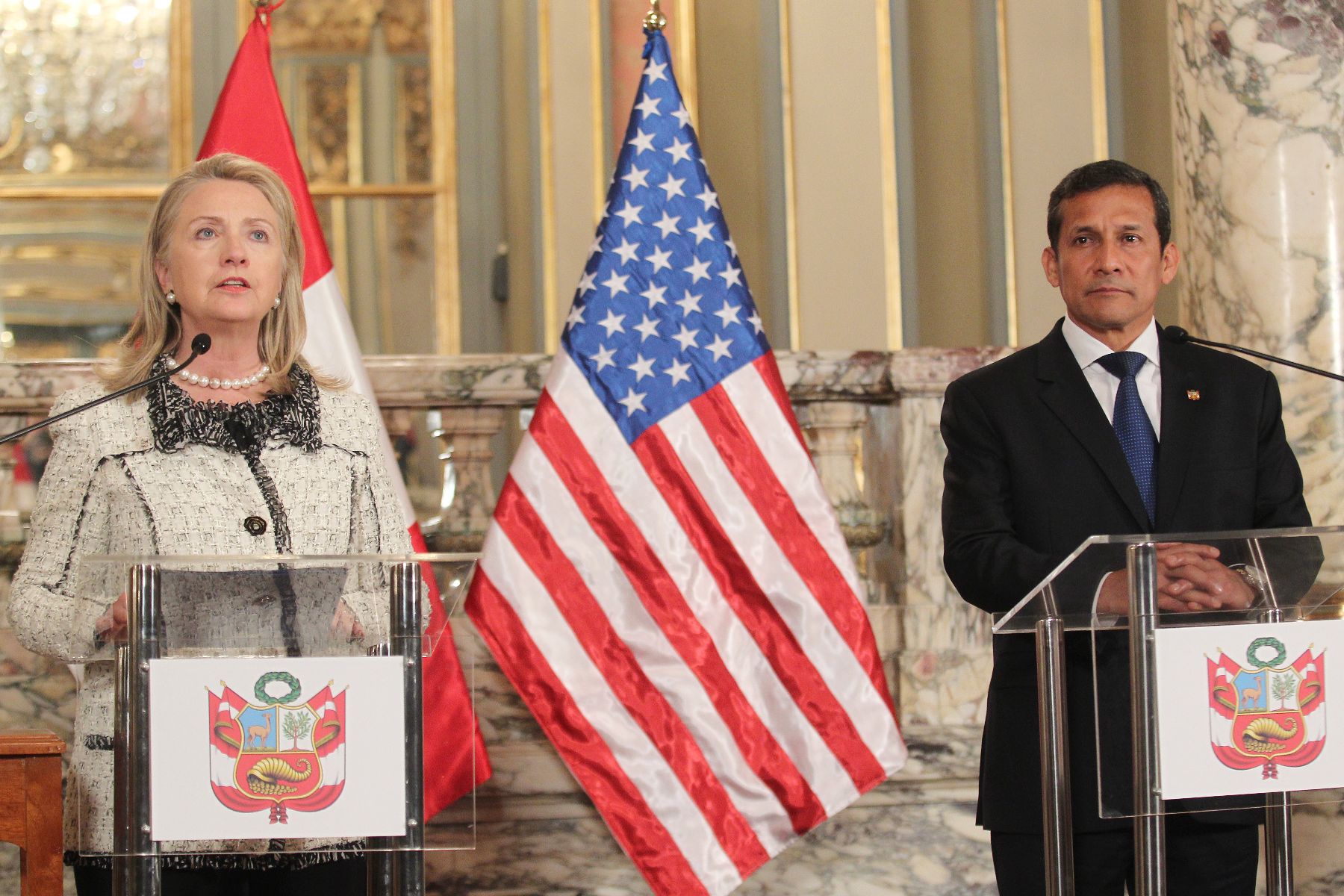 LIMA PERU 15 OCTUBRE Jefe de Estado, Ollanta Humala, recibió en audiencia a Hillary Clinton, Secretaria de Estado de los Estados Unidos
.Foto: ANDINA/Prensa Presidencia