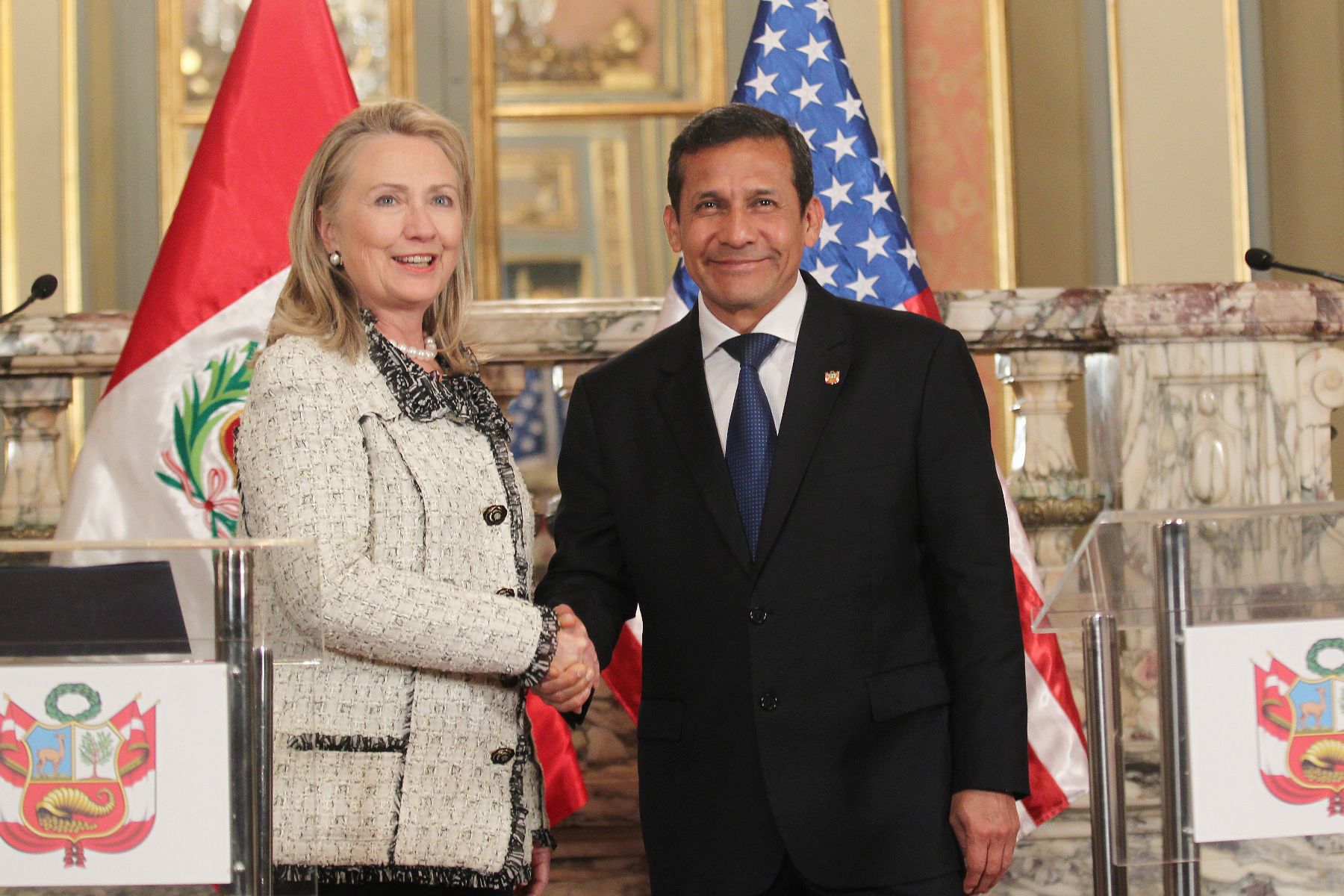 LIMA PERU 15 OCTUBRE Jefe de Estado, Ollanta Humala, recibió en audiencia a Hillary Clinton, Secretaria de Estado de los Estados Unidos
.Foto: ANDINA/Prensa Presidencia