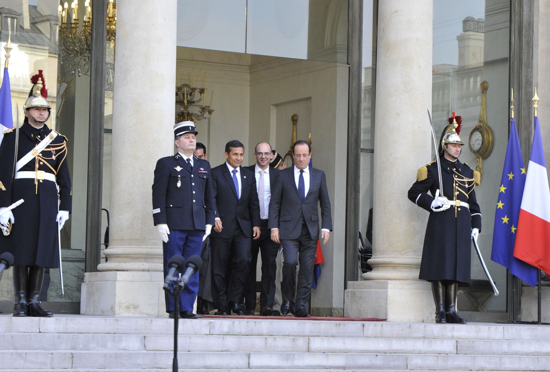 FRANCIA,PARIS-NOVIEMBRE 15.Presidente Ollanta Humala sostuvo encuentro con su homólogo francés Francois Hollande en París
Foto: ANDINA/Prensa Presidencia