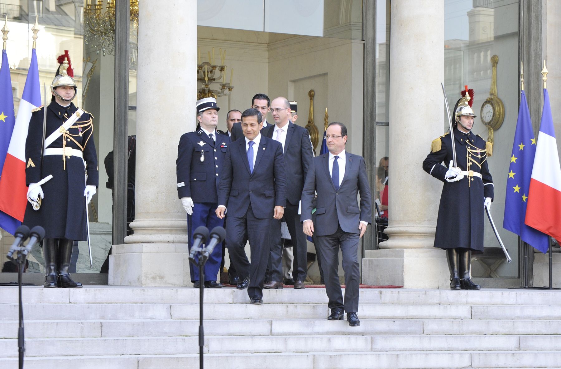 FRANCIA,PARIS-NOVIEMBRE 15.Presidente Ollanta Humala sostuvo encuentro con su homólogo francés Francois Hollande en París
Foto: ANDINA/Prensa Presidencia