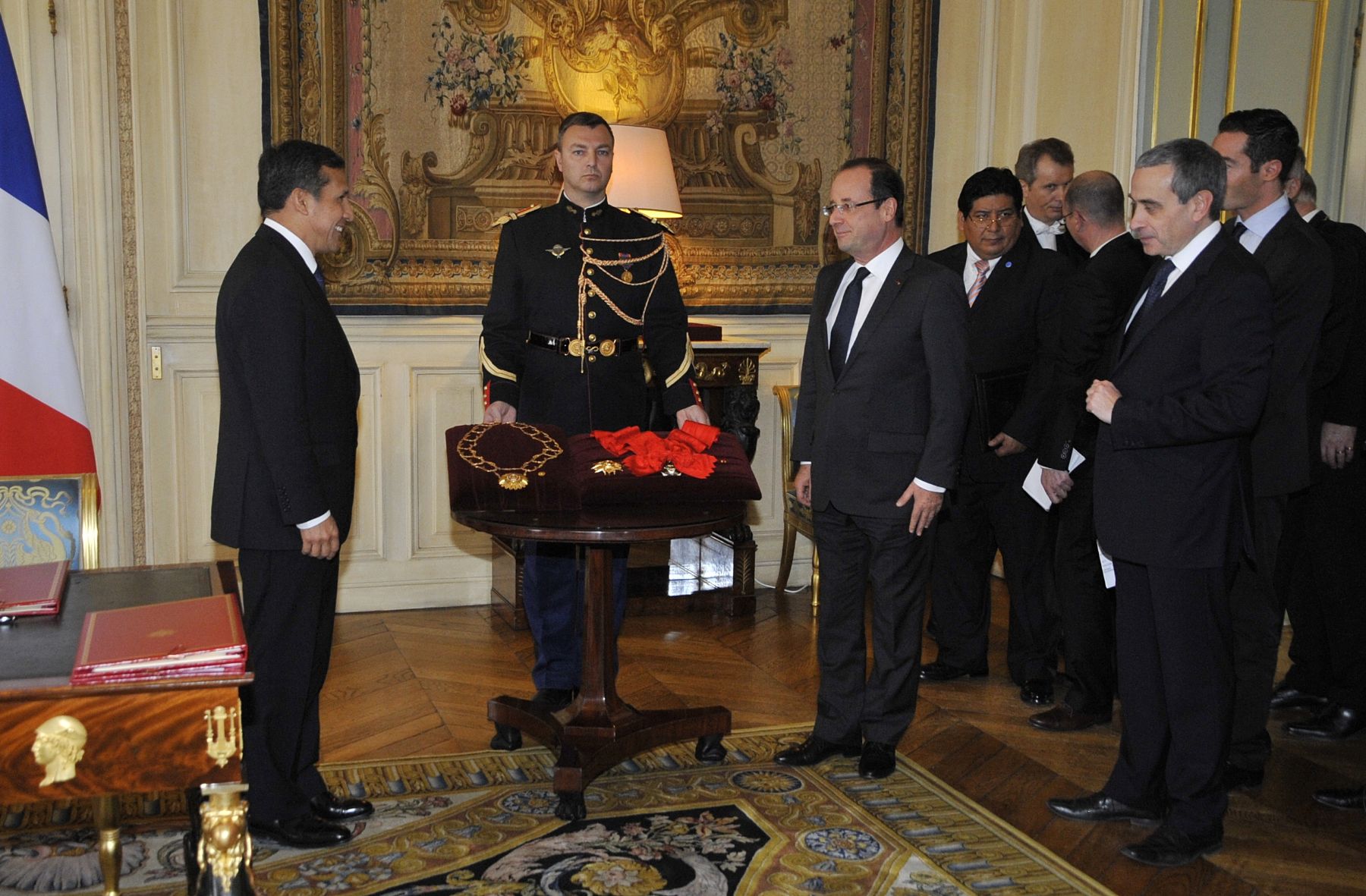 FRANCIA,PARIS-NOVIEMBRE 15.Presidente Ollanta Humala sostuvo encuentro con su homólogo francés Francois Hollande en París
Foto: ANDINA/Prensa Presidencia