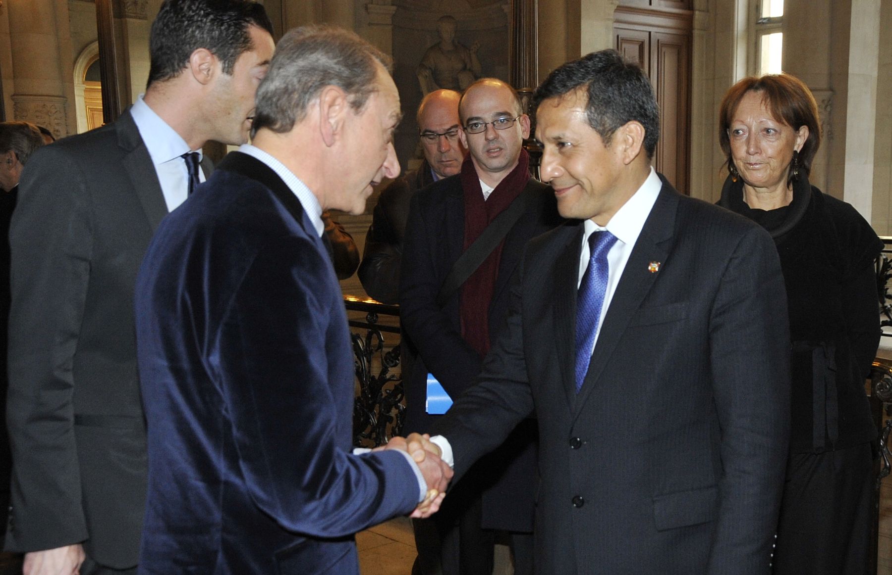PARIS,FRANCIA-NOVIEMBRE 15.; El  jefe de Estado, Ollanta Humala Tasso, se reunió con el alcalde de Paris Sr. Claude Bartolone, en la sede del palacio municipal de Paris.
Foto : ANDINA/Prensa Presidencia