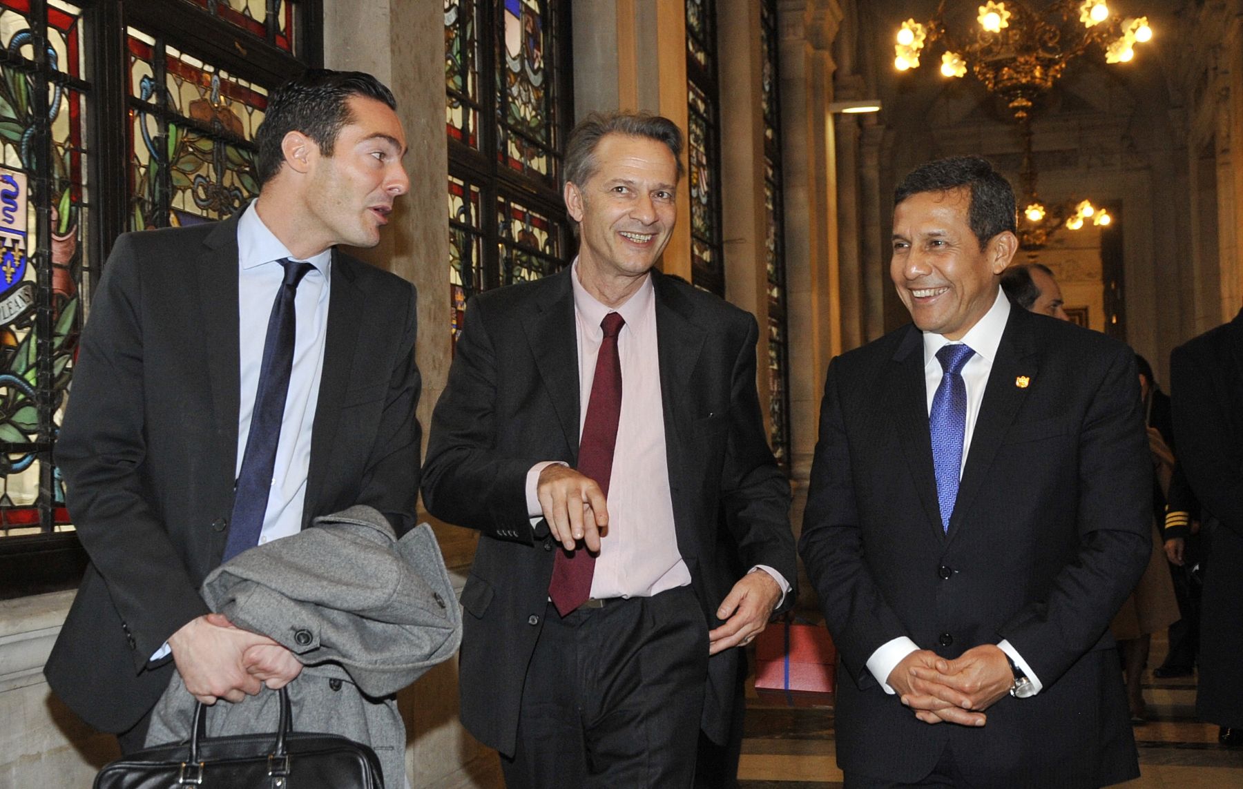 PARIS,FRANCIA-NOVIEMBRE 15.; El  jefe de Estado, Ollanta Humala Tasso, se reunió con el alcalde de Paris Sr. Claude Bartolone, en la sede del palacio municipal de Paris.
Foto : ANDINA/Prensa Presidencia