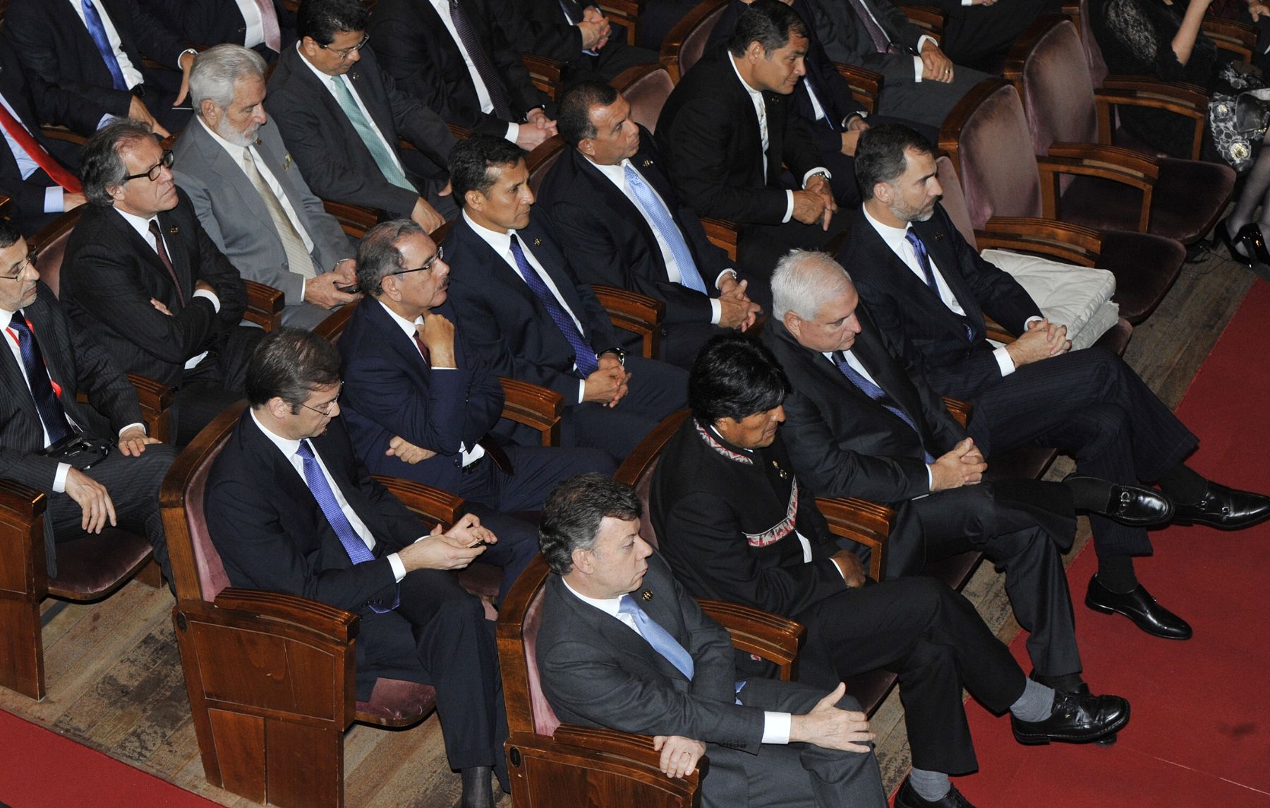 CADIZ,ESPAÑA-NOVIEMBRE 16.  El Presidente Ollanta Humala  Tasso arribó a Cádiz (España) y participó en la  inauguración de la XXII Cumbre Iberoamericana.
Foto:Andina/Prensa Presidencia