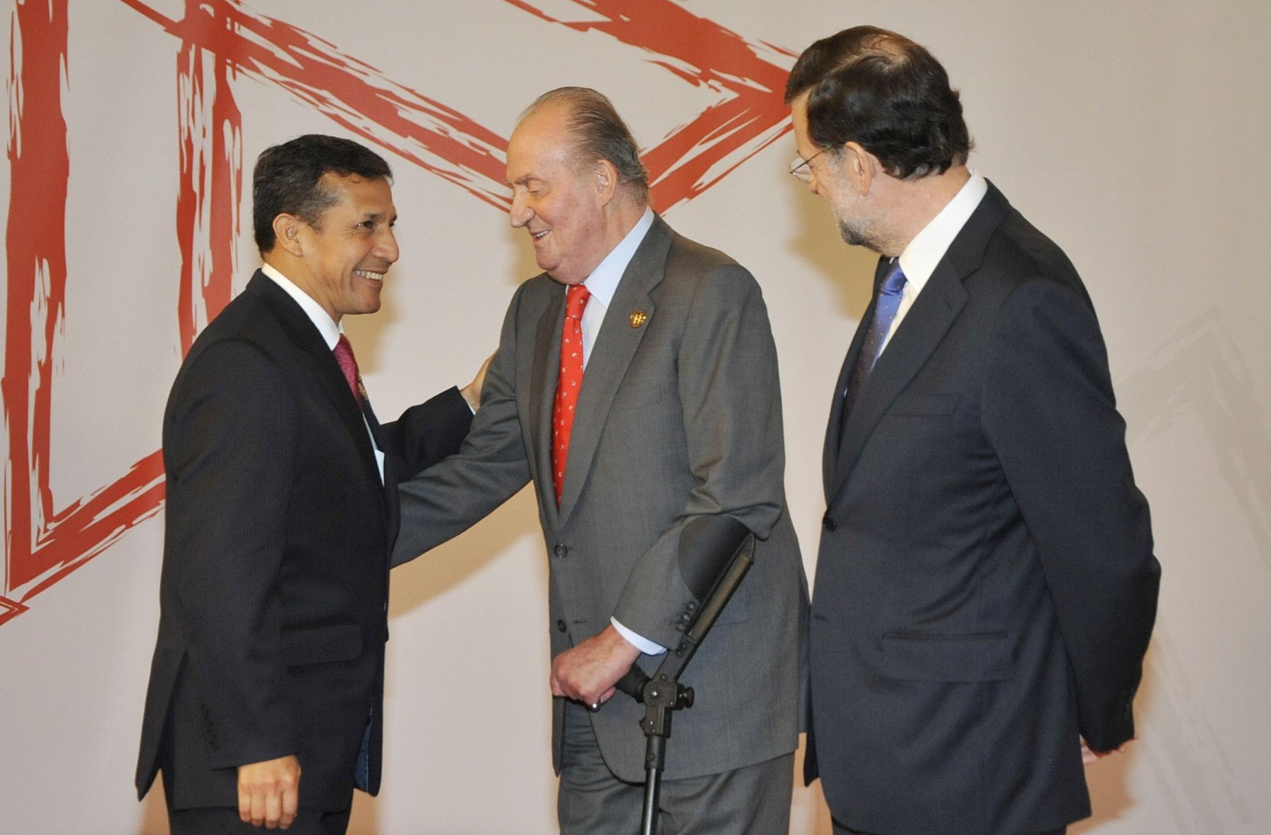 Presidente Ollanta Humala intercambió saludos con el Rey Juan Carlos de Borbón y con el presidente de España Mariano Rajoy