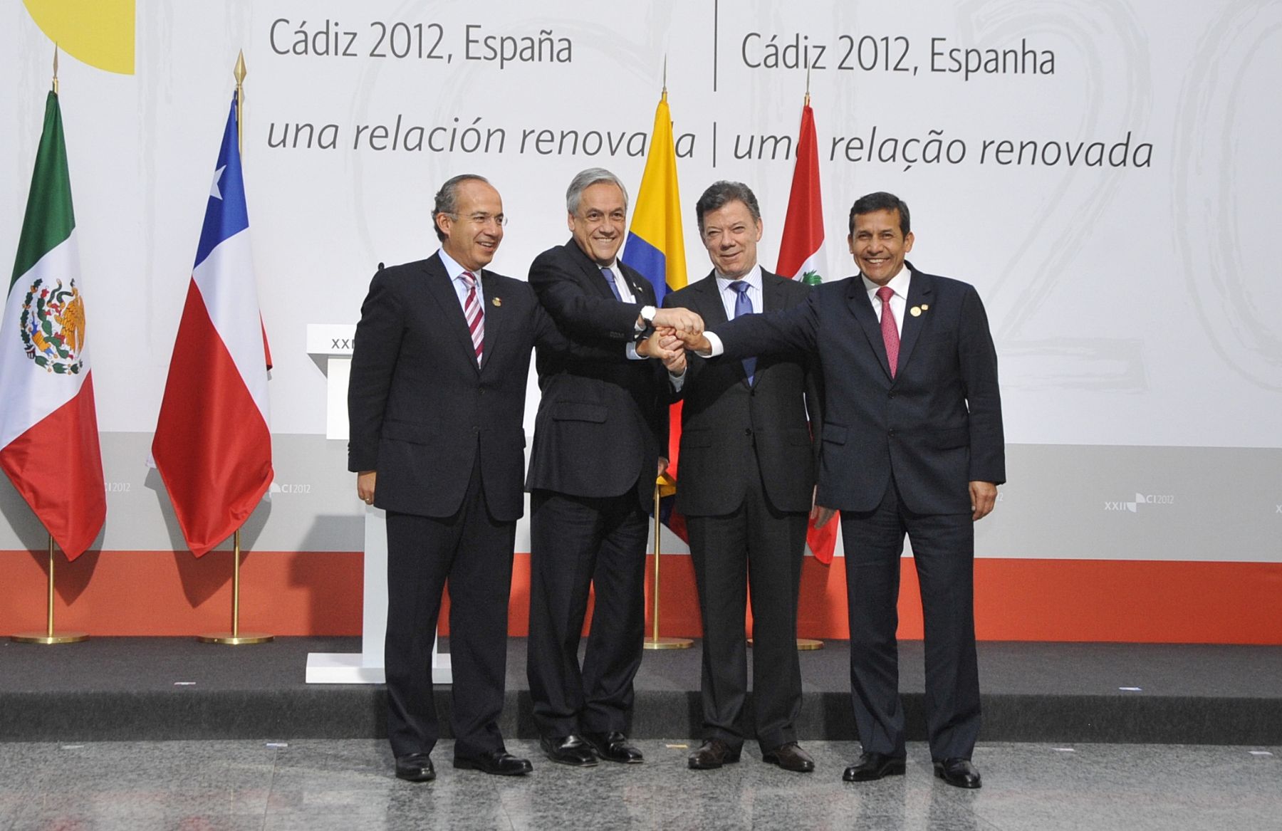 CADIZ,ESPAÑA-NOVIEMBRE 17. .En el marco de la XXII Cumbre Iberoamericana, el Presidente de la República, Ollanta Humala Tasso, participó en la V Cumbre de la Alianza del Pacífico.Foto: ANDINA/Prensa Presidencia