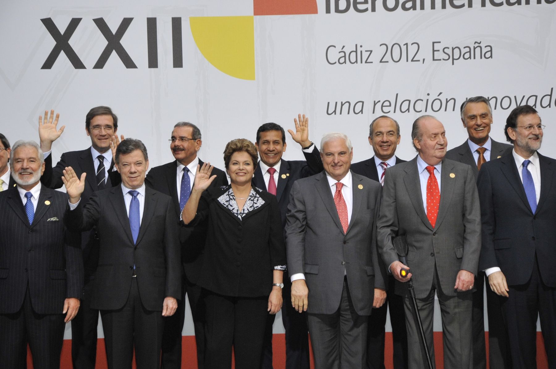 CADIZ,ESPAÑA-NOVIEMBRE 17. Presidente de la Republica Ollanta Humala Tasso: formó parte de la fotografía oficial de la XXII Cumbre Iberoamericana en Cádiz (España).
Foto: ANDINA/Prensa Presidencia