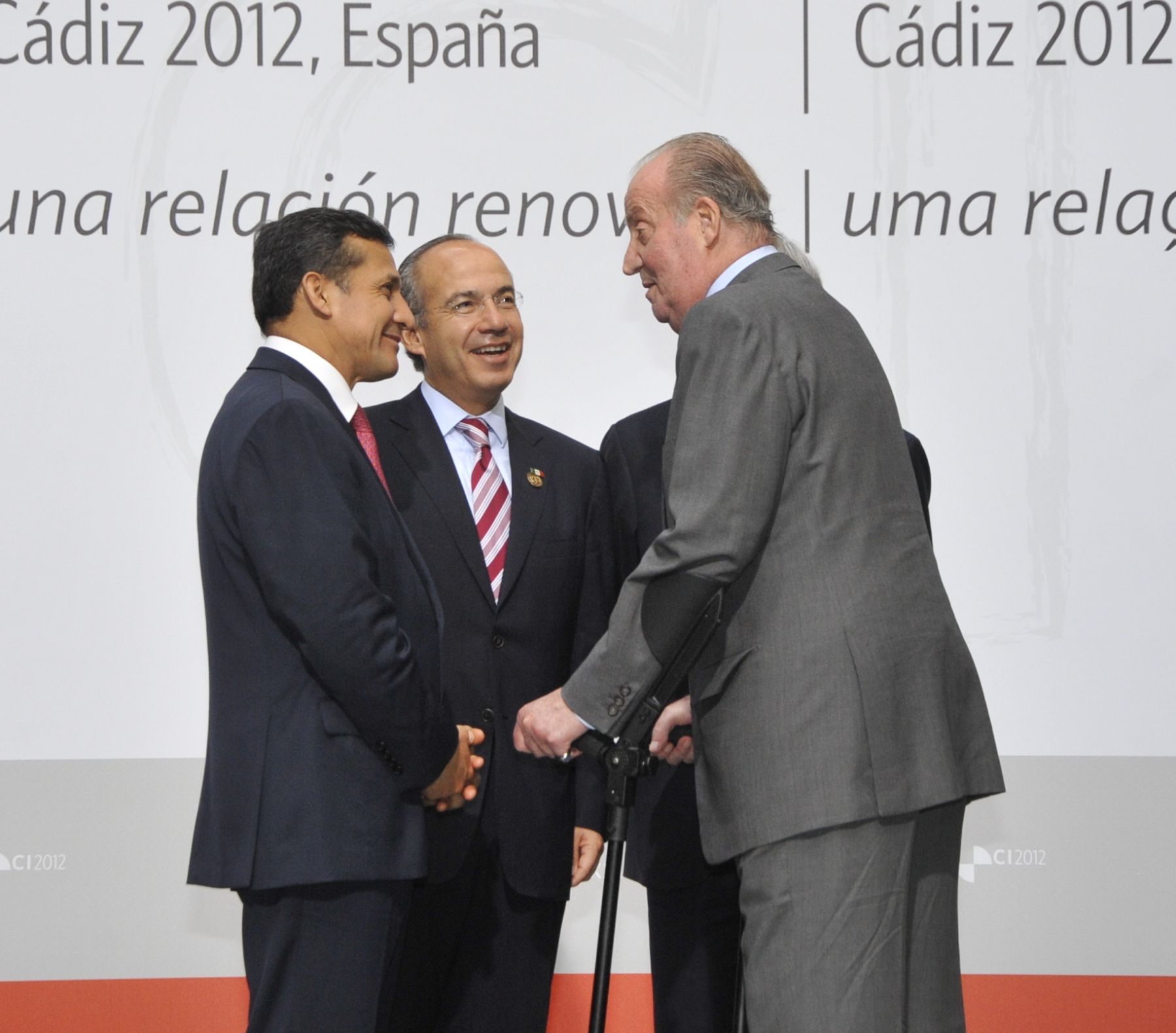CADIZ,ESPAÑA-NOVIEMBRE 17. Presidente de la Republica Ollanta Humala Tasso: formó parte de la fotografía oficial de la XXII Cumbre Iberoamericana en Cádiz (España).
Foto: ANDINA/Prensa Presidencia