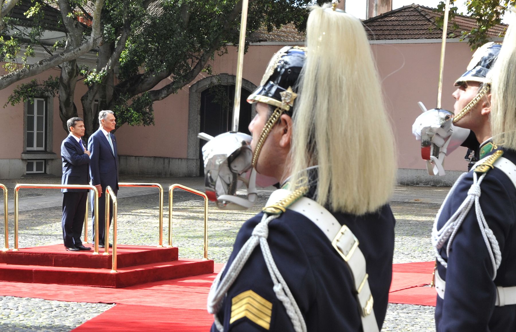 LISBOA,PORTUGAL-NOVIEMBRE 18. Presidente de la República, Ollanta Humala Tasso, sostuvo un encuentro con su homólogo portugués Aníbal Cávaco en el Palacio de Belem, la sede del gobierno de la República Portuguesa
Foto: ANDINA/Prensa Presidencia