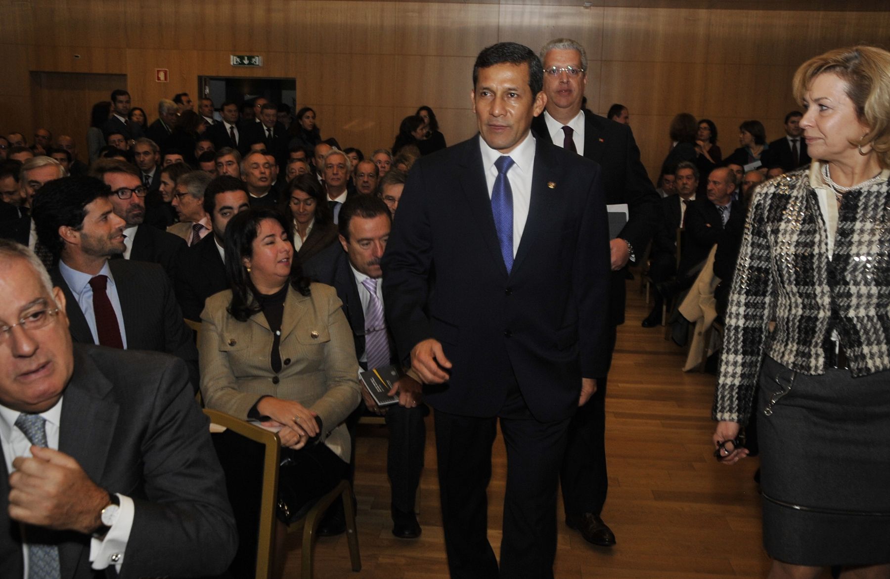 LISBOA,PORTUGAL-NOVIEMBRE 19. Presidente de la República, Ollanta Humala Tasso sostuvo encuentro empresarial auspiciado por la Agencia para la Inversión y el Comercio Exterior de Portugal (AICEP) y la Asociacion Industrial Portuguesa. Foto;Andina/Prensa Presidencia.