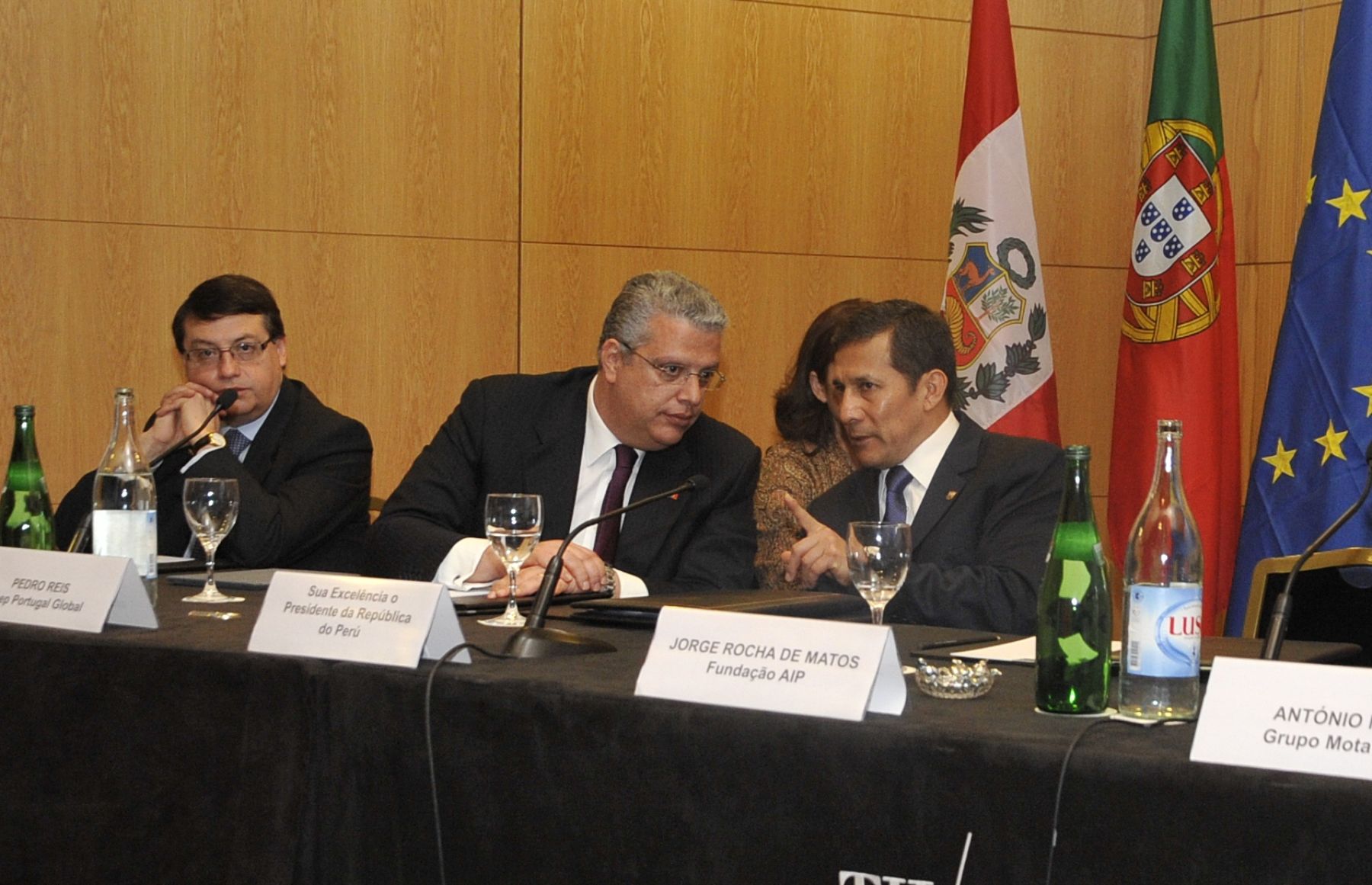 LISBOA,PORTUGAL-NOVIEMBRE 19. Presidente de la República, Ollanta Humala Tasso sostuvo encuentro empresarial auspiciado por la Agencia para la Inversión y el Comercio Exterior de Portugal (AICEP) y la Asociacion Industrial Portuguesa. Foto;Andina/Prensa Presidencia.