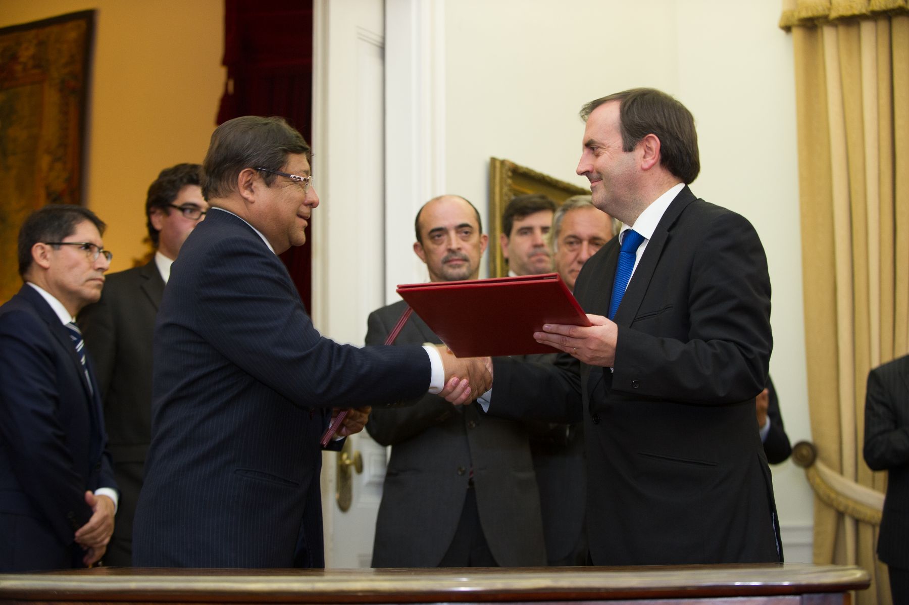 LISBOA,PORTUGAL-NOVIEMBRE 19. Presidente Ollanta Humala se reunió con Primer Ministro de Portugal y participó en suscripción de acuerdos. Foto: ANDINA/Prensa Presidencia