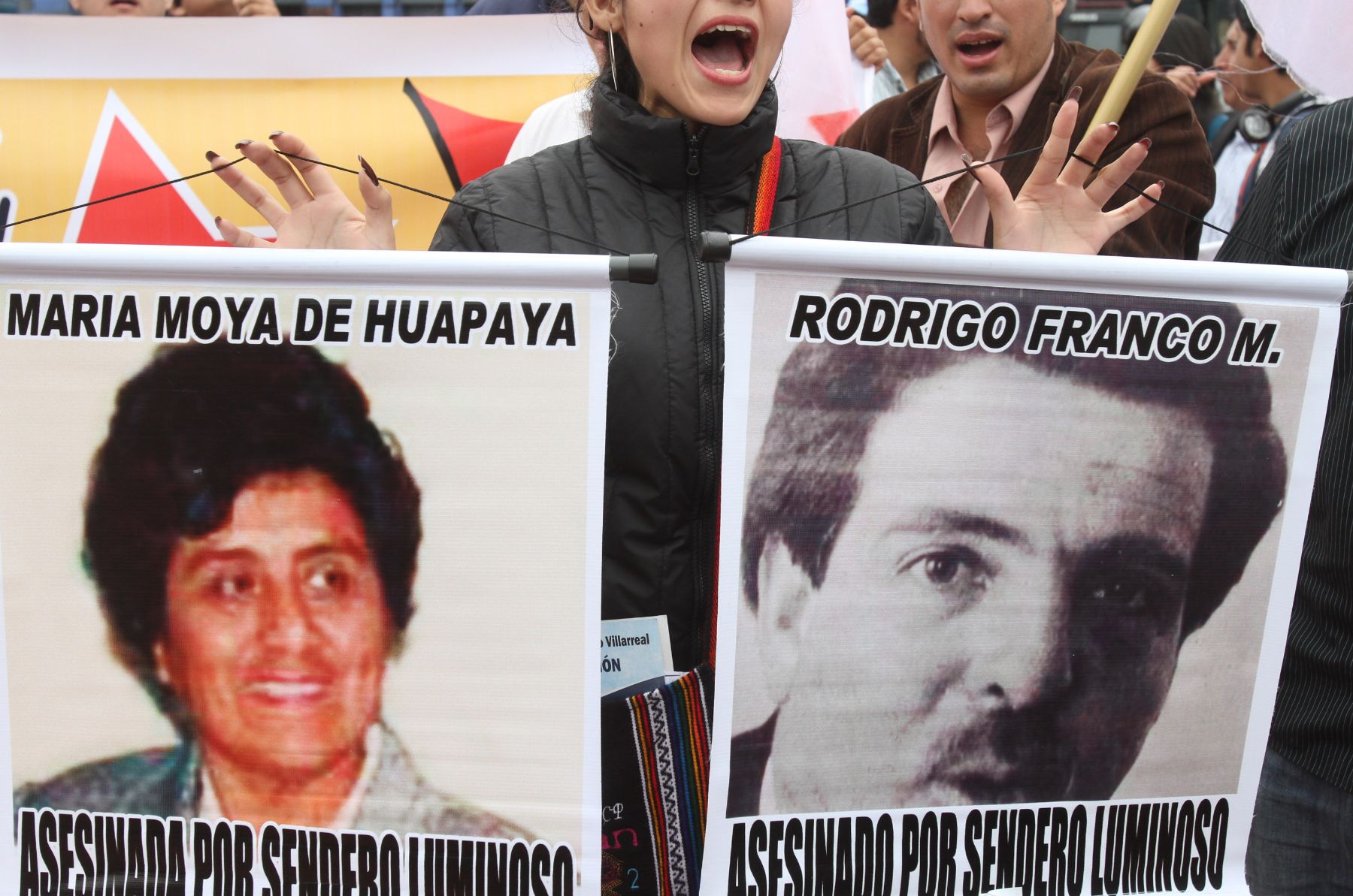 LIMA, PERU - NOVIEMBRE 20. Estudiantes de la Universidad Mayor de San Marcos durante la  la marcha por la Paz.Foto: ANDINA/Marco del RíoFoto: ANDINA/Marco del Río