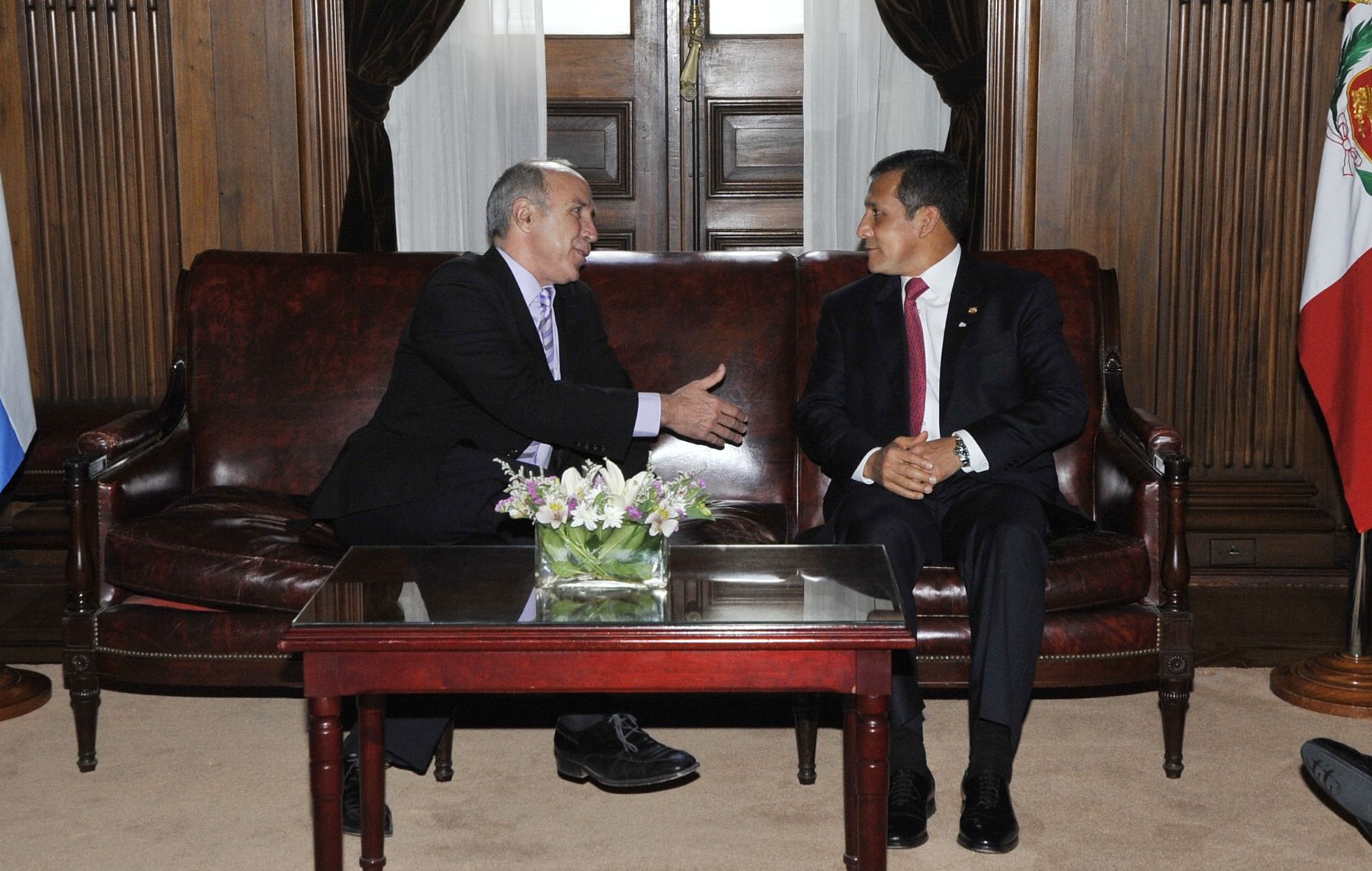 BUENOS AIRES, ARGENTINA-NOVIEMBRE 27. Presidente de la República, Ollanta Humala Tasso , visitó Corte Suprema de Argentina y se reunió con su titular, Dr. Ricardo  Luis Lorenzetti
Foto: ANDINA/ Prensa Presidencia