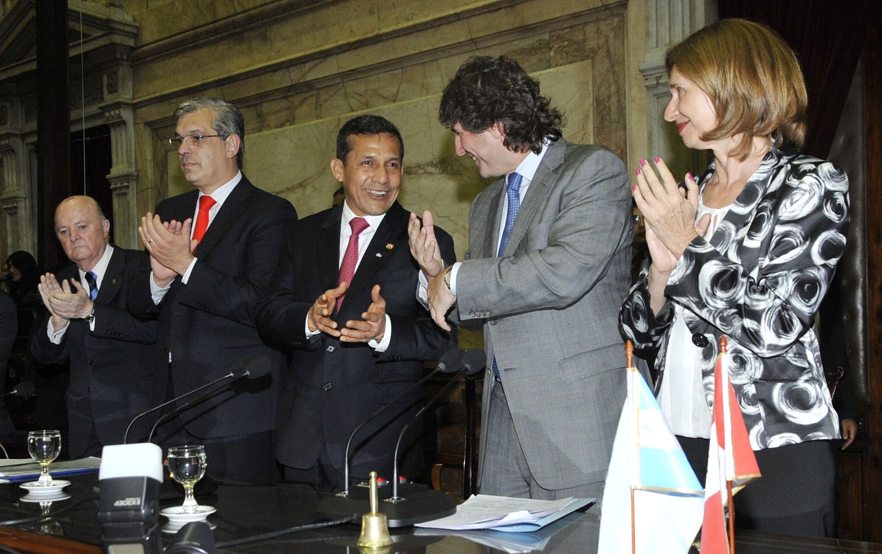 BUENOS AIRES ,ARGENTINA-NOVIEMBRE 27. Presidente Ollanta Humala participó en sesión de homenaje del Congreso de la Nación de Argentina.
Foto: ANDINA/ Prensa Presidencia