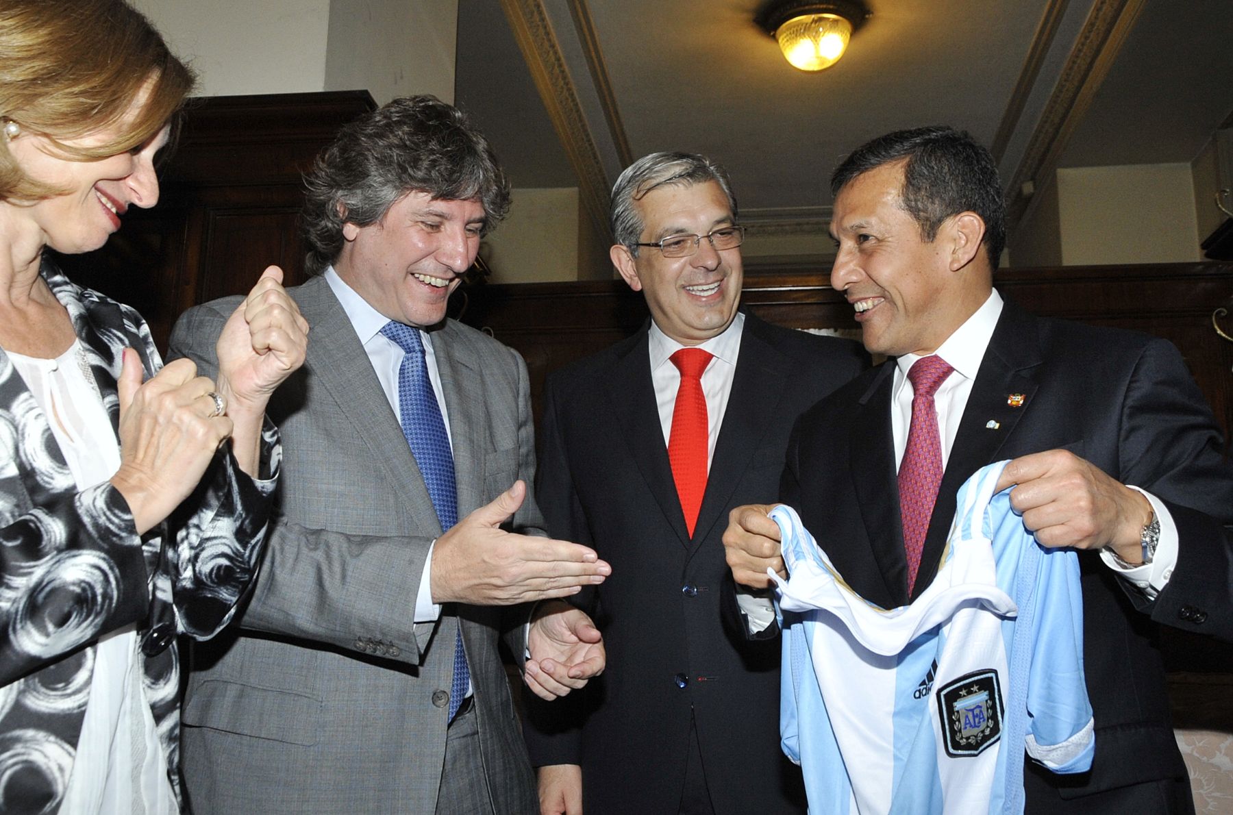 BUENOS AIRES ,ARGENTINA-NOVIEMBRE 27. Presidente Ollanta Humala participó en sesión de homenaje del Congreso de la Nación de Argentina.
Foto: ANDINA/ Prensa Presidencia