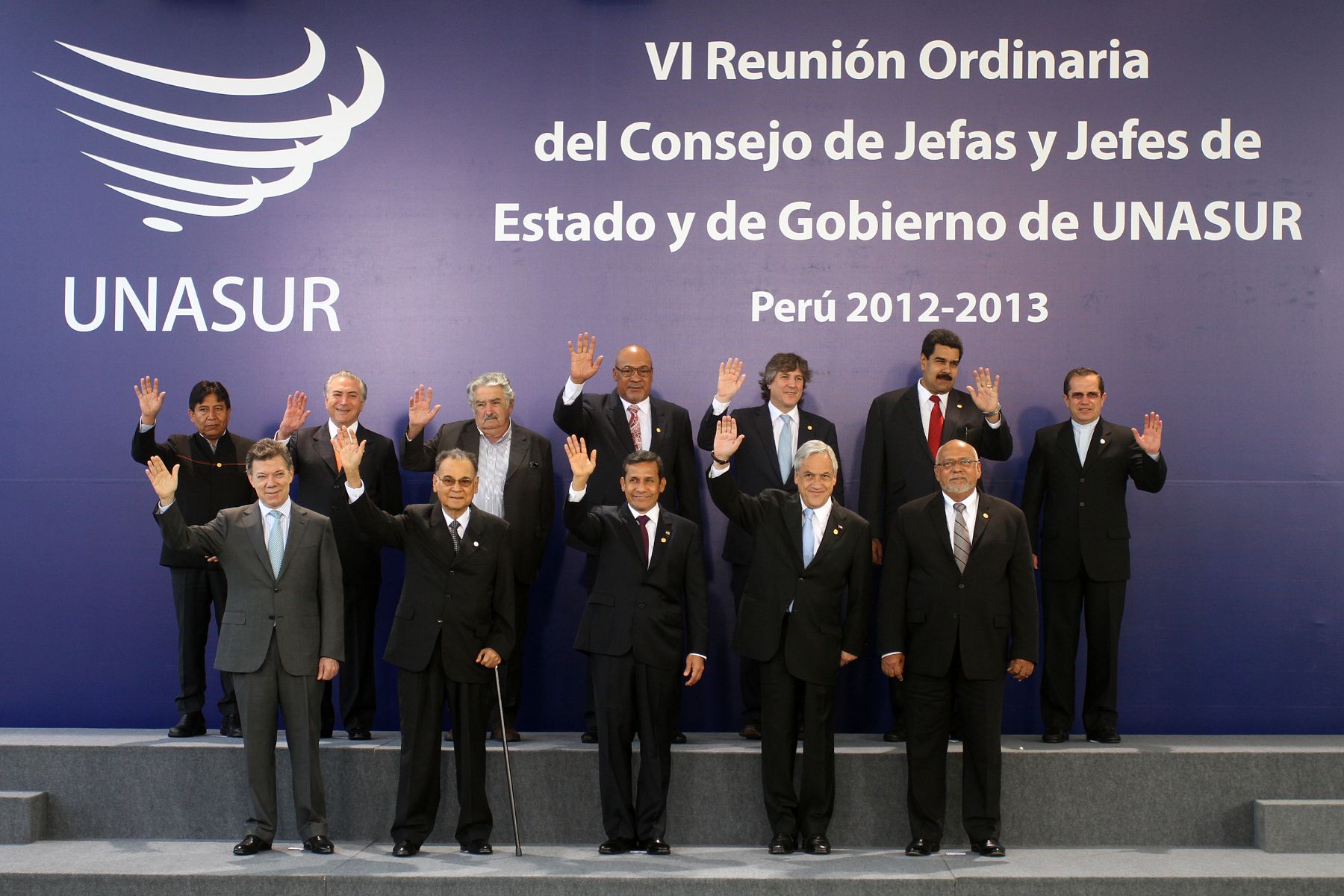 LIMA, PERU - NOVIEMBRE 30. Fotografía Oficial de la VI Reunión Ordinaria del Consejo de Jefes de Estado y de Gobierno de UNASUR. Foto: ANDINA/Marco del Río