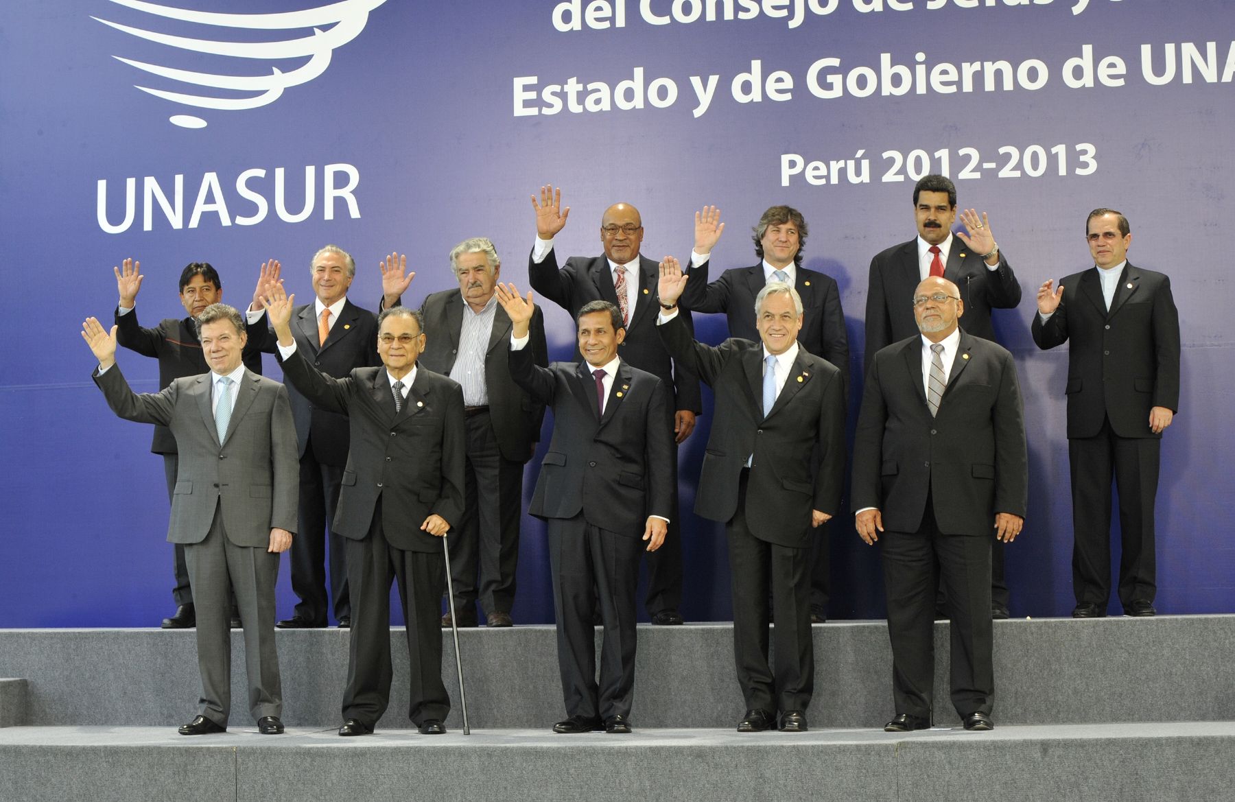 LIMA, PERU - NOVIEMBRE 30. Fotografía Oficial de la VI Reunión Ordinaria del Consejo de Jefes de Estado y de Gobierno de la Unión de Naciones Suramericanas (UNASUR). Foto: ANDINA/Prensa Presidencia