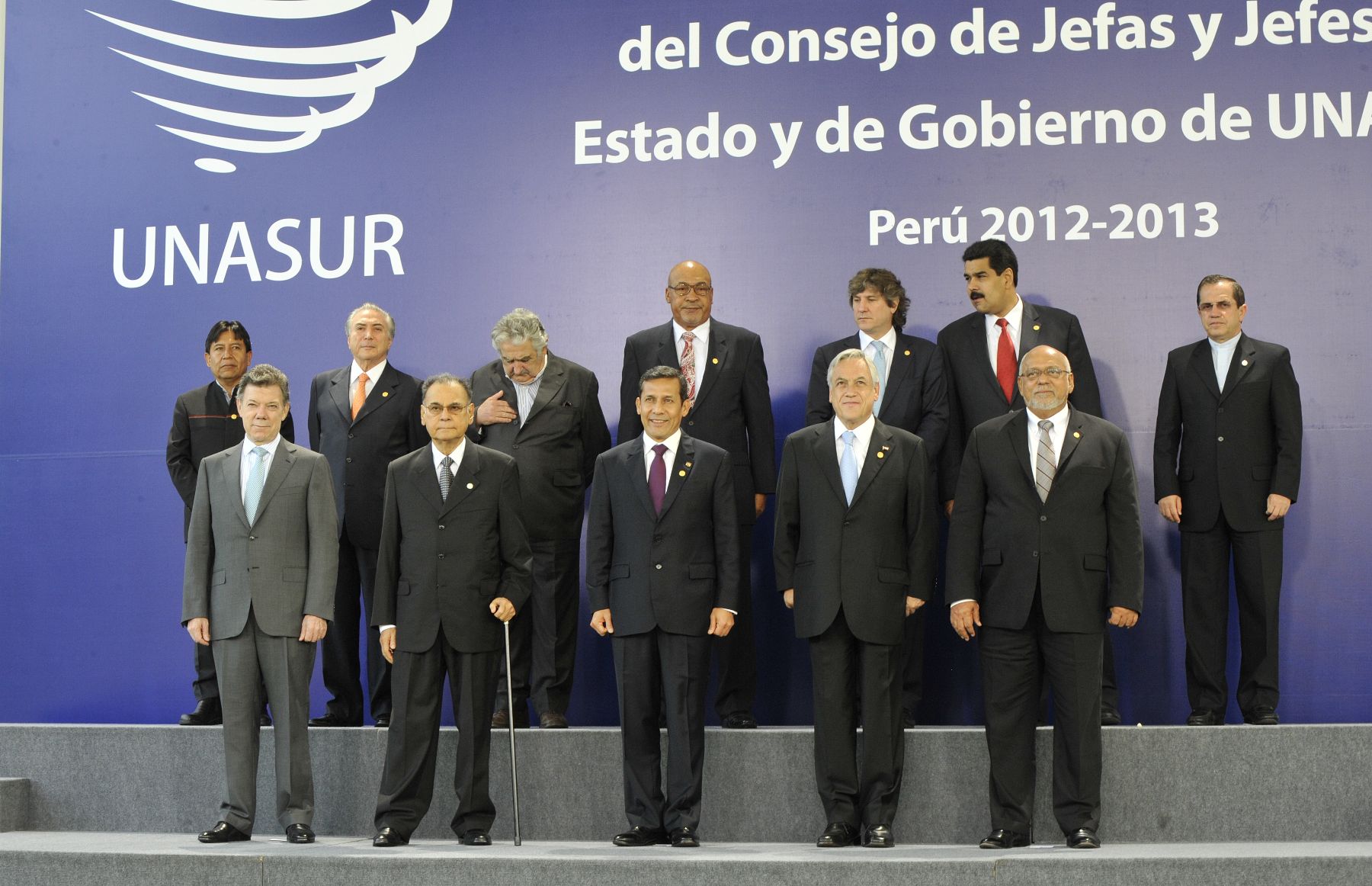 LIMA, PERU - NOVIEMBRE 30. Fotografía Oficial de la VI Reunión Ordinaria del Consejo de Jefes de Estado y de Gobierno de la Unión de Naciones Suramericanas (UNASUR). Foto: ANDINA/Prensa Presidencia