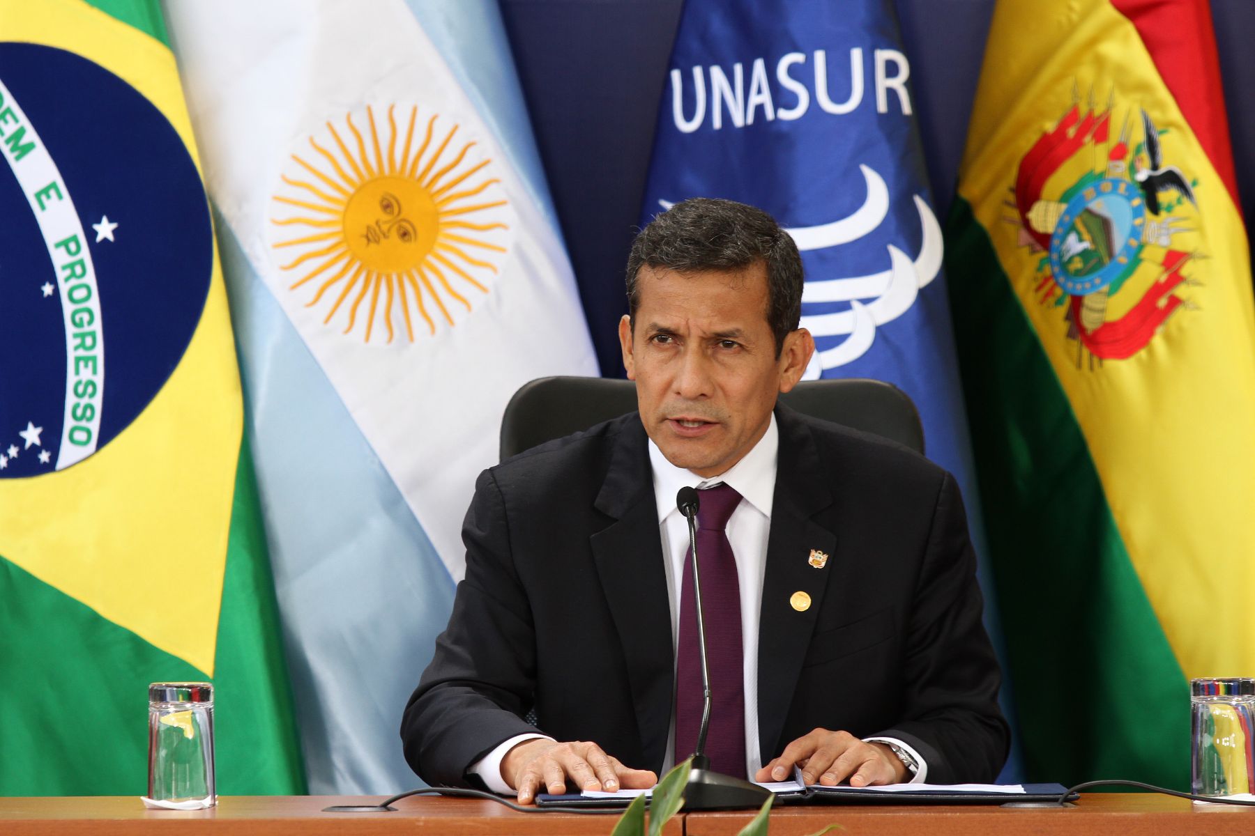 LIMA, PERU - NOVIEMBRE 30. El Presidente de la República Ollanta Humala durante conferencia de prensa sobre los acuerdos de la VI Reunión Ordinaria del Consejo de Jefas y Jefes de Estado de UNASUR. Foto: ANDINA/Marco del Río
