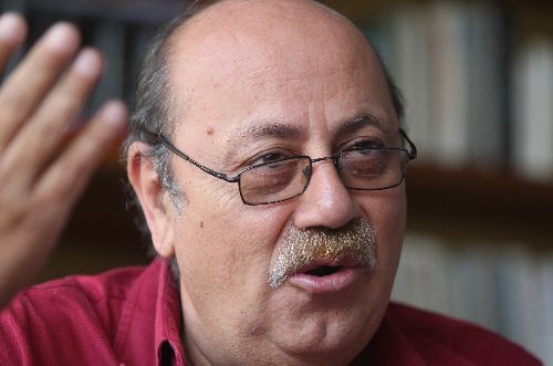 Adrianzén sugirió a los partidos políticos emitir un pronunciamiento rechazando tajantemente la posibilidad de vacancia presidencial. Foto: Andina/Archivo.