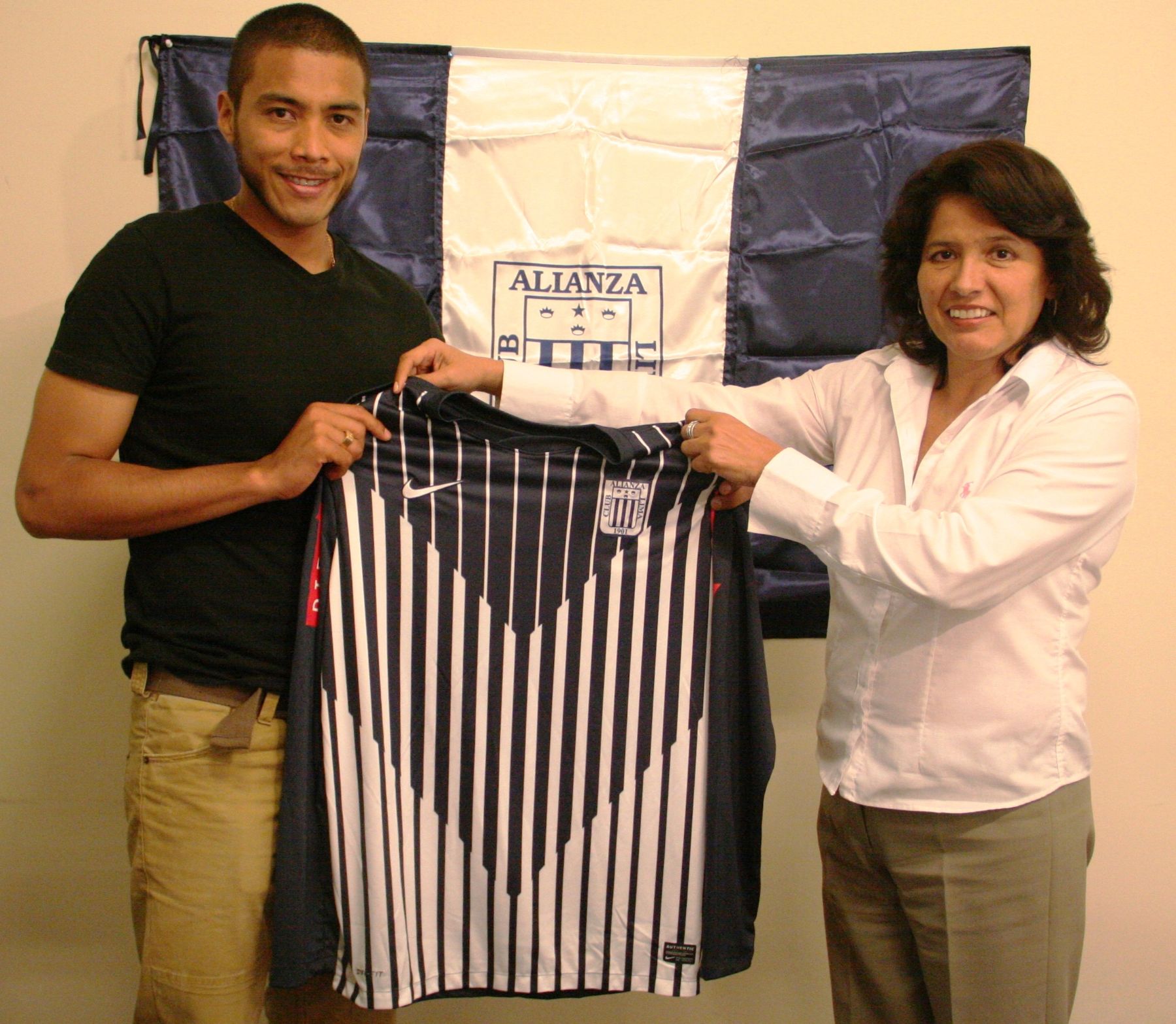 Manuel Heredia es el primer jale de Alianza Lima para el 2013