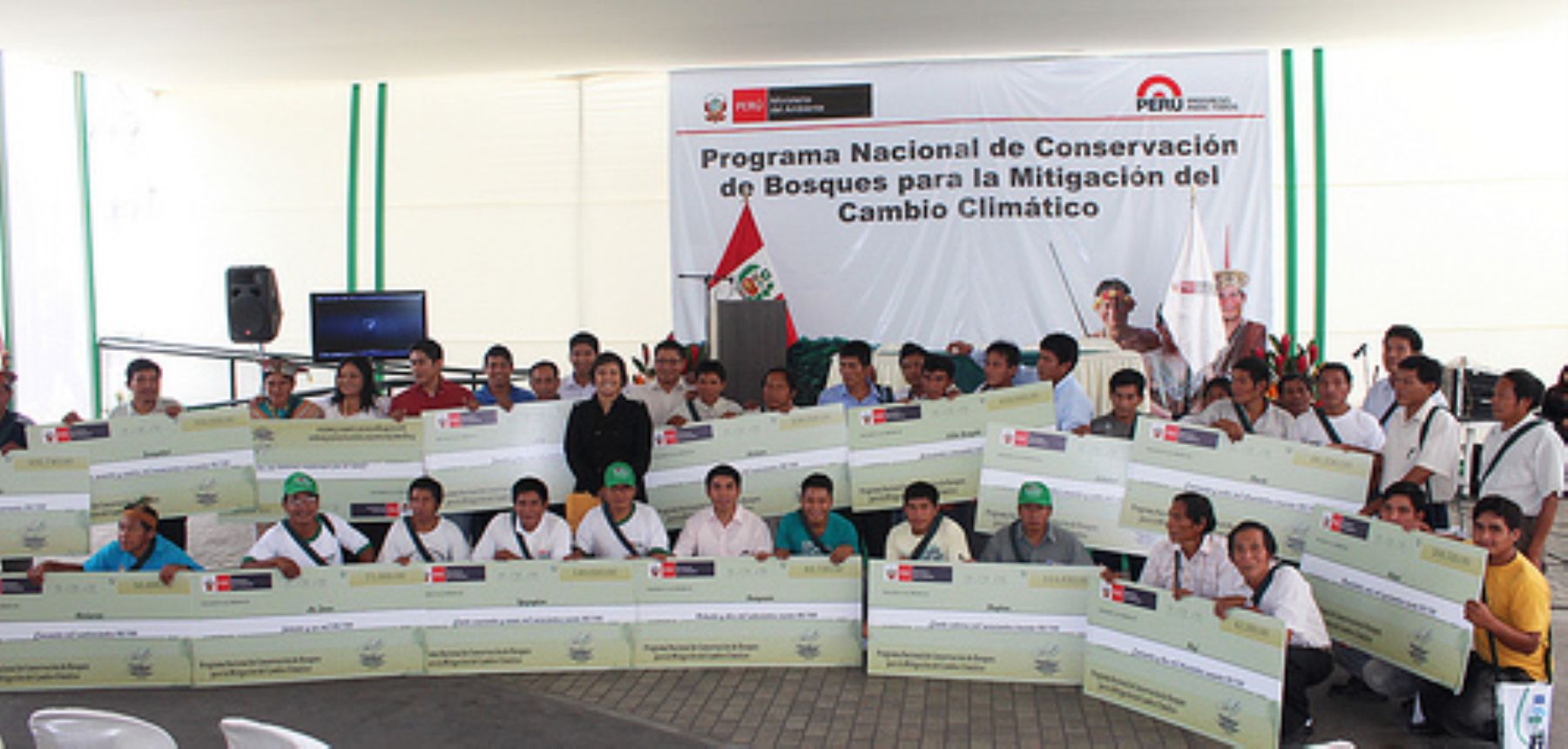 Premian A Comunidades Nativas De Amazonas Y Junín Por Conservar Sus ...