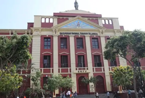 Al examen extraordinario, desarrollado en la Facultad de Arquitectura y Urbanismo de la UNFV, postularon para las diversas modalidades, como Personas con discapacidad, Primer y segundo puesto de educación secundaria y Deportistas calificados de alto nivel. Universidad Nacional Federico Villareal.