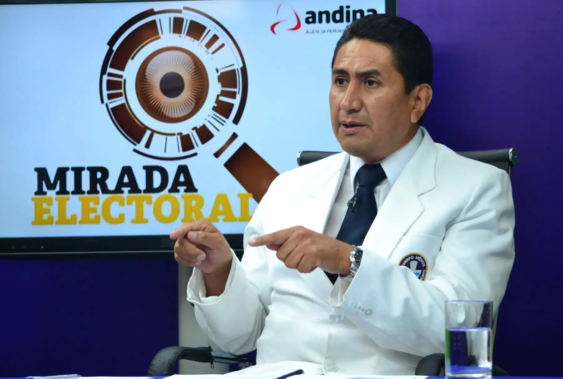 LIMA, PERÚ - ENERO 25. Candidato presidencial, Vladimir Cerrón Rojas, participa del programa de TV Andina, Mirada Electoral. Foto: ANDINA/Diana Marcelo