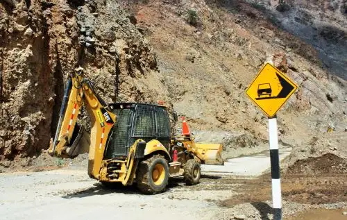 MTC distribuirá maquinarias para atender emergencias por el Fenómeno El Niño en 18 regiones.