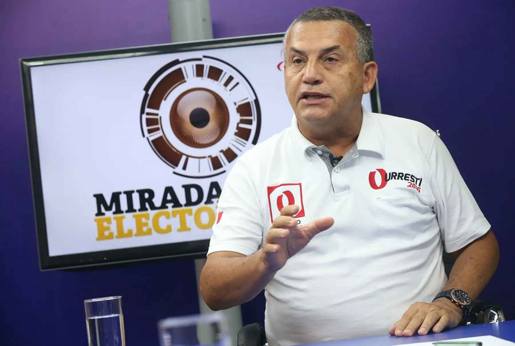 LIMA,PERÚ-ENERO 03. Daniel Urresti, Candidato presidencial por el Partido Nacionalista Peruano,asiste al programa Mirada Electoral de  Andina Canal Online. Foto: ANDINA/archivo