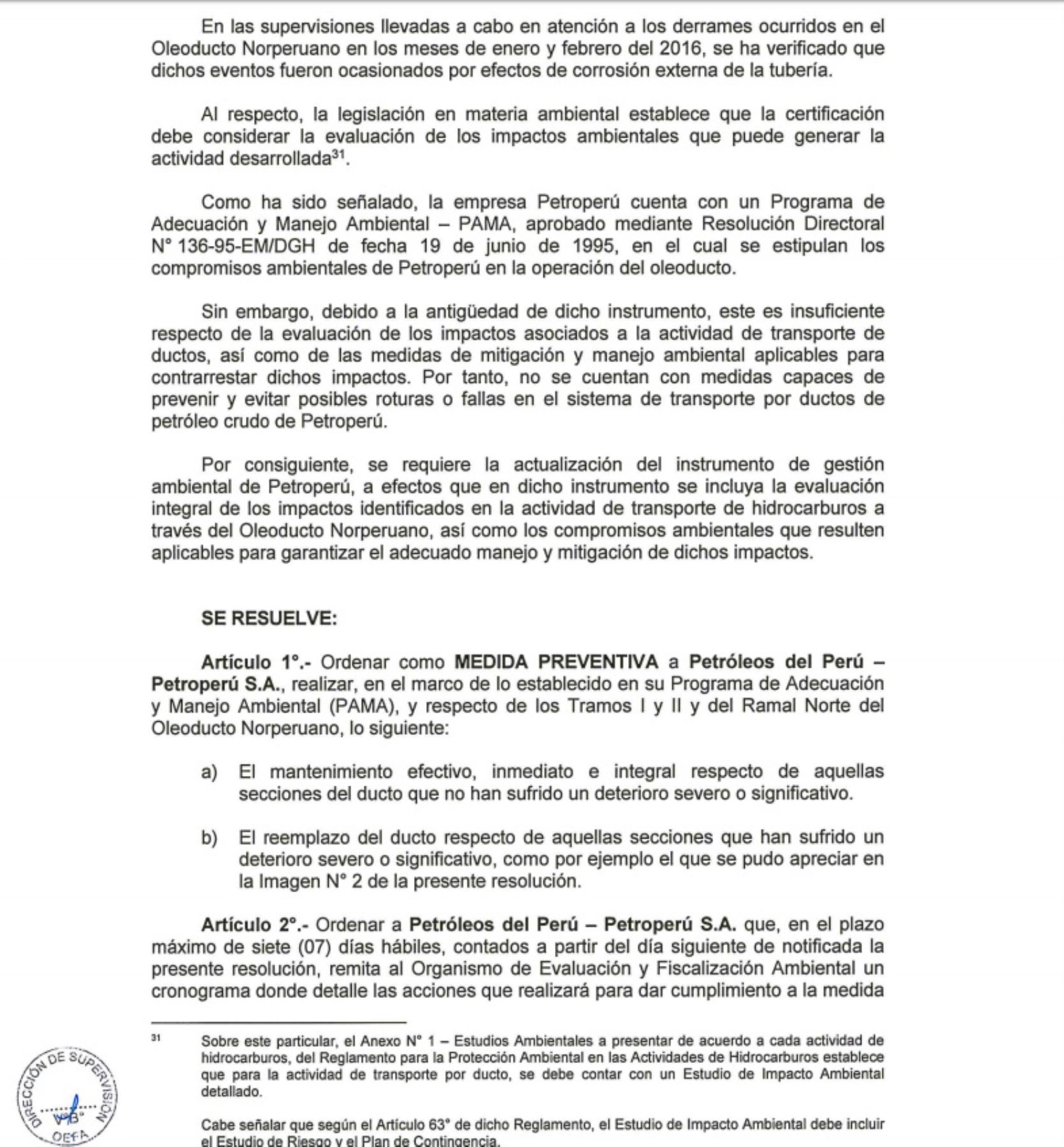 Resolución del OEFA que ordena a Petroperú tomar medidas correctivas inmediatas tras derrame de petróleo en el oleoducto norperuano.