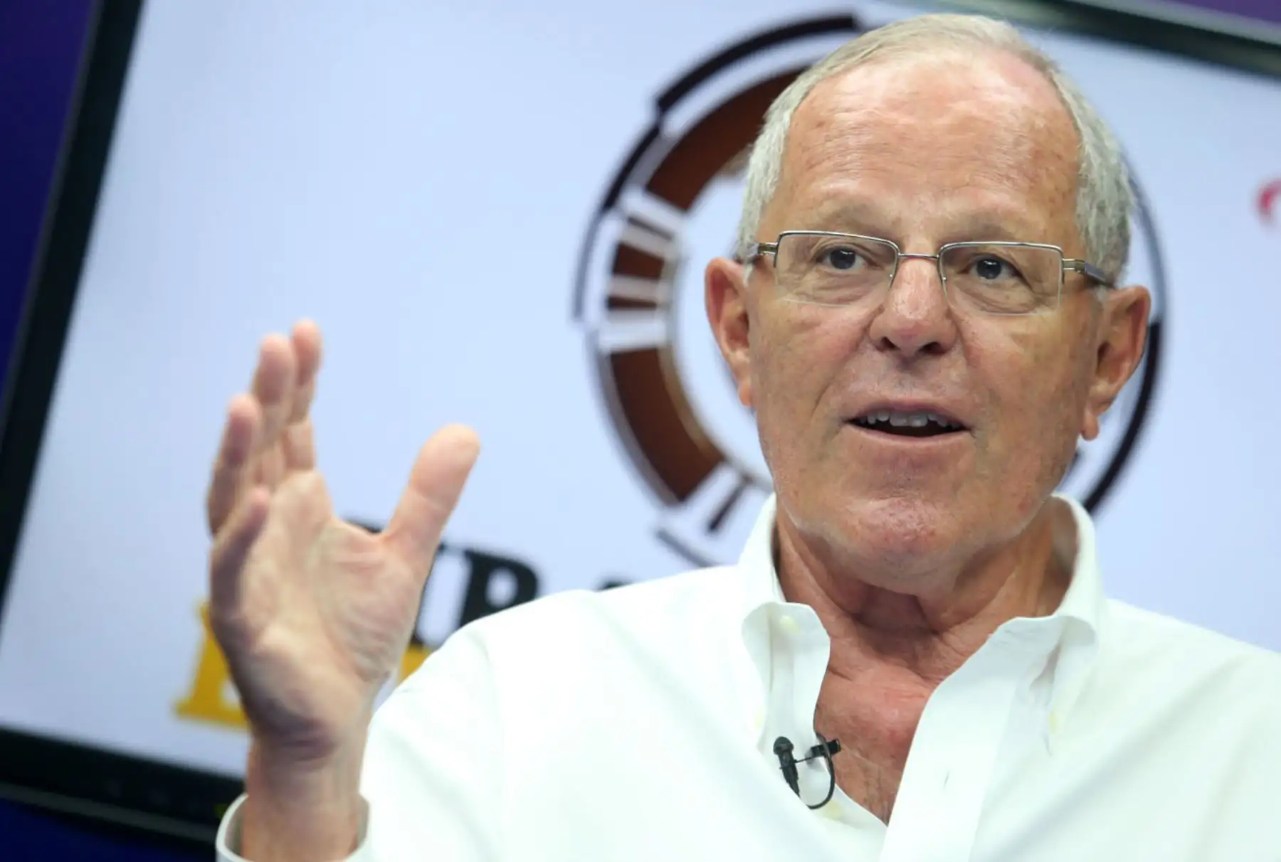LIMA PERÚ, FEBRERO 18. Candidato presidencial por Peruanos por el Kambio, Pedro Pablo Kuczynski en Tv Andina. Foto: ANDINA/Melina Mejía