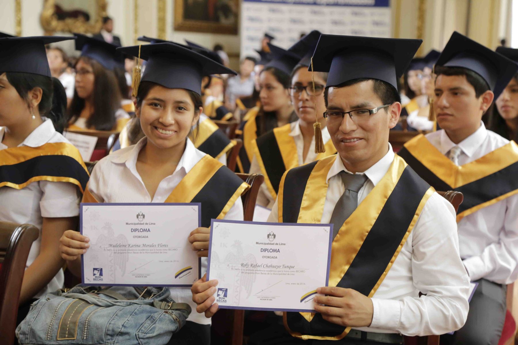 Graduación de estudiantes de educación superior. ANDINA