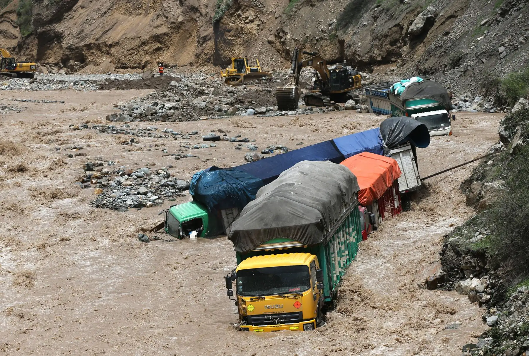 LIMA,PERÚ-MARZO 01 .  Desborde del rio Rimac en Chacahuari ,carretera central. Foto: ANDINA/Norman Córdova